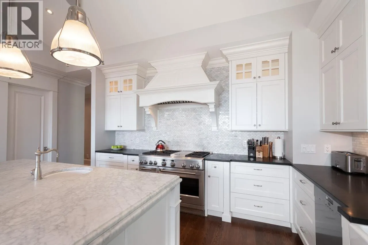 4659 WOODGREEN DRIVE