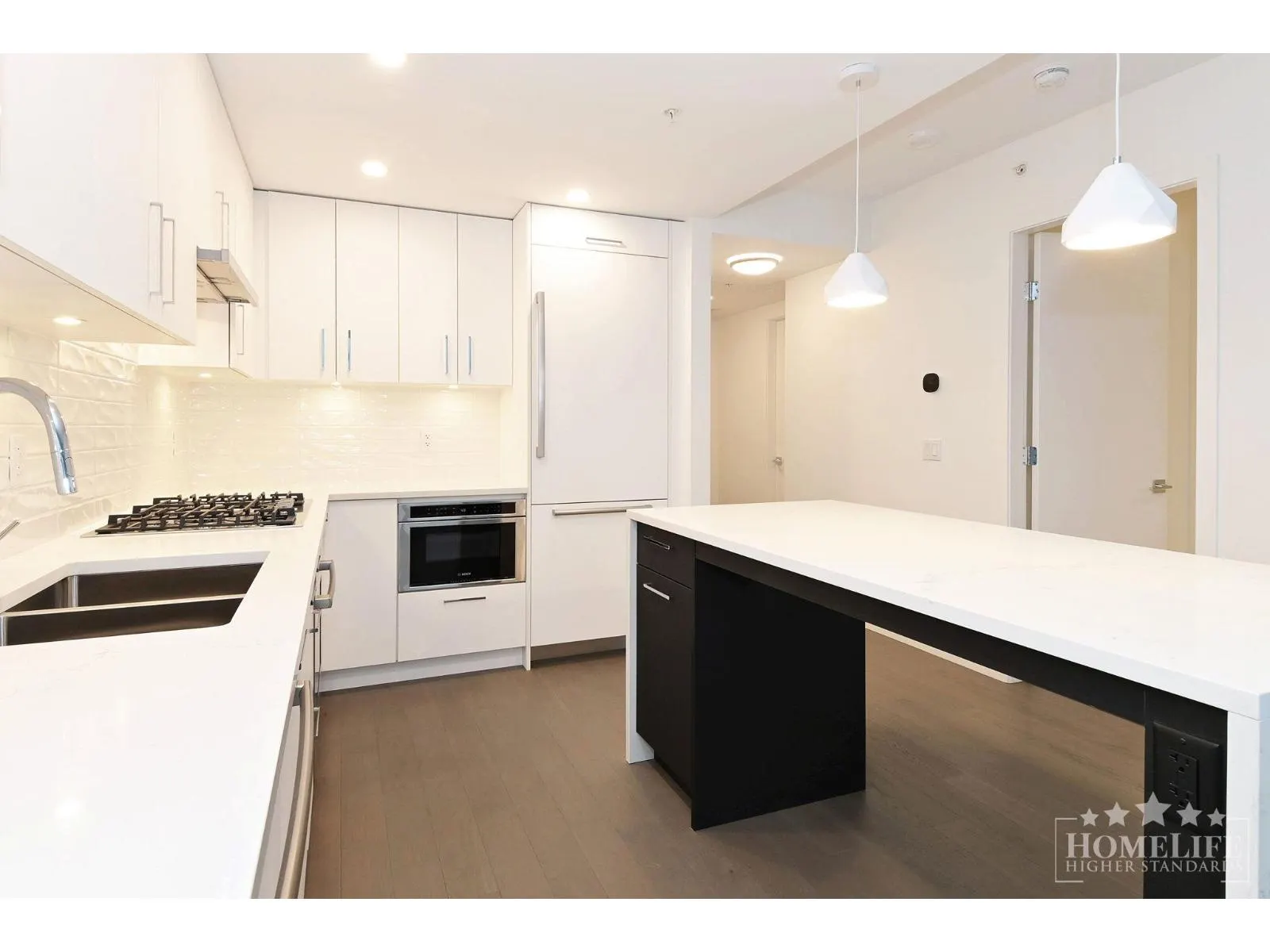 1003 1588 JOHNSTON ROAD