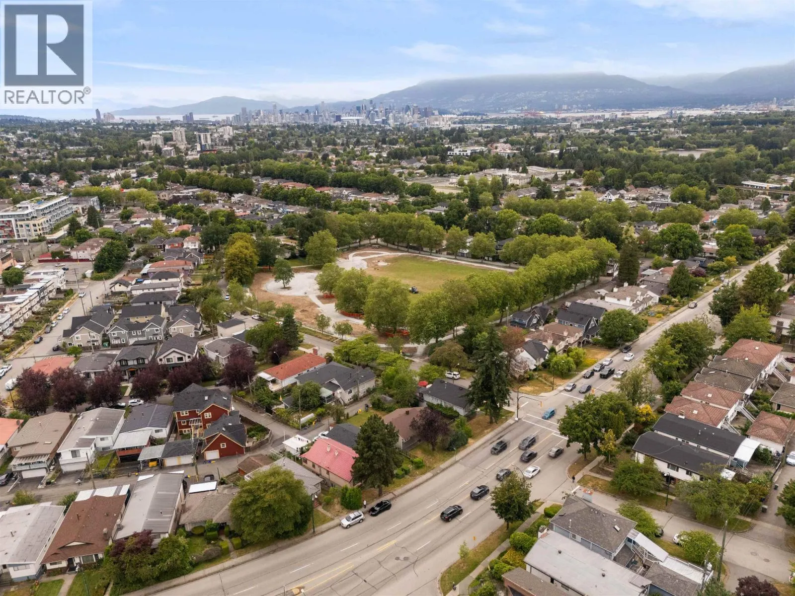 4561 NANAIMO STREET