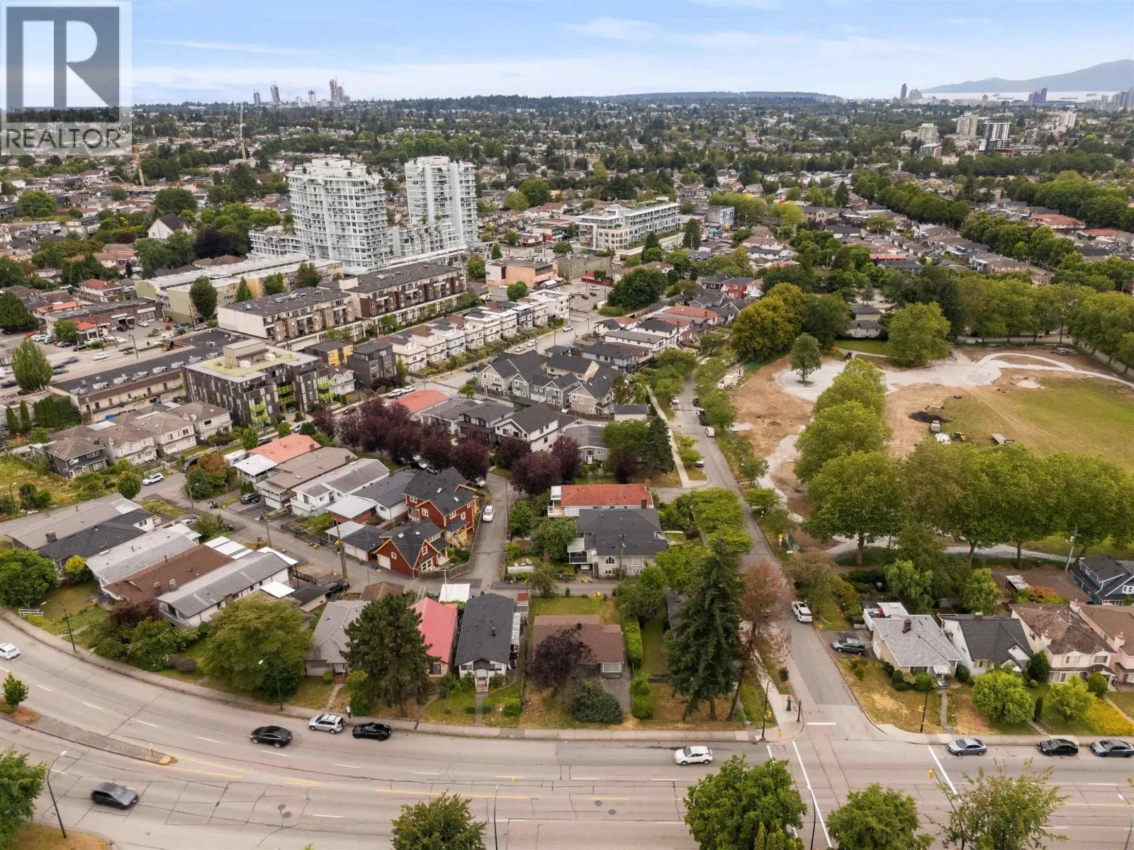 4561 NANAIMO STREET