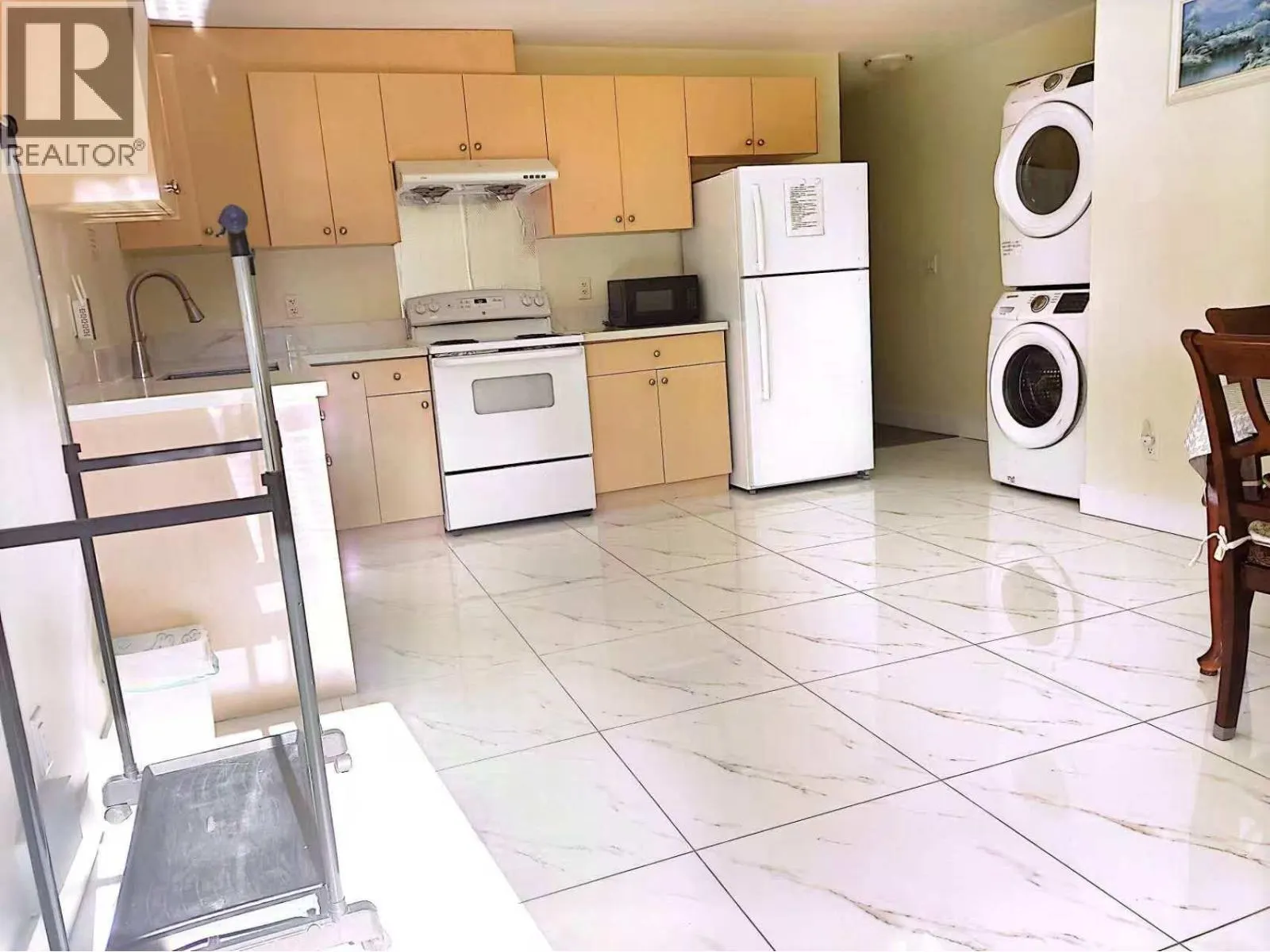 2 Bed Suite 4XXX HUXLEY AVENUE