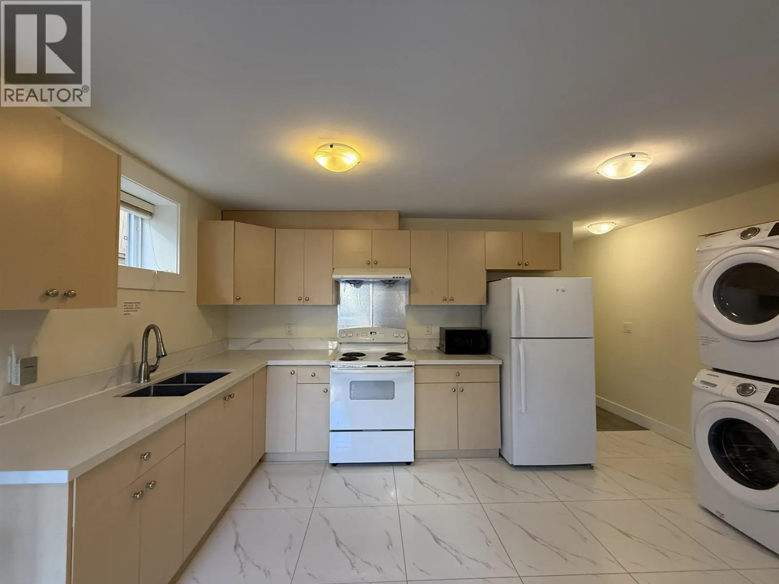 2 Bed Suite 4XXX HUXLEY AVENUE