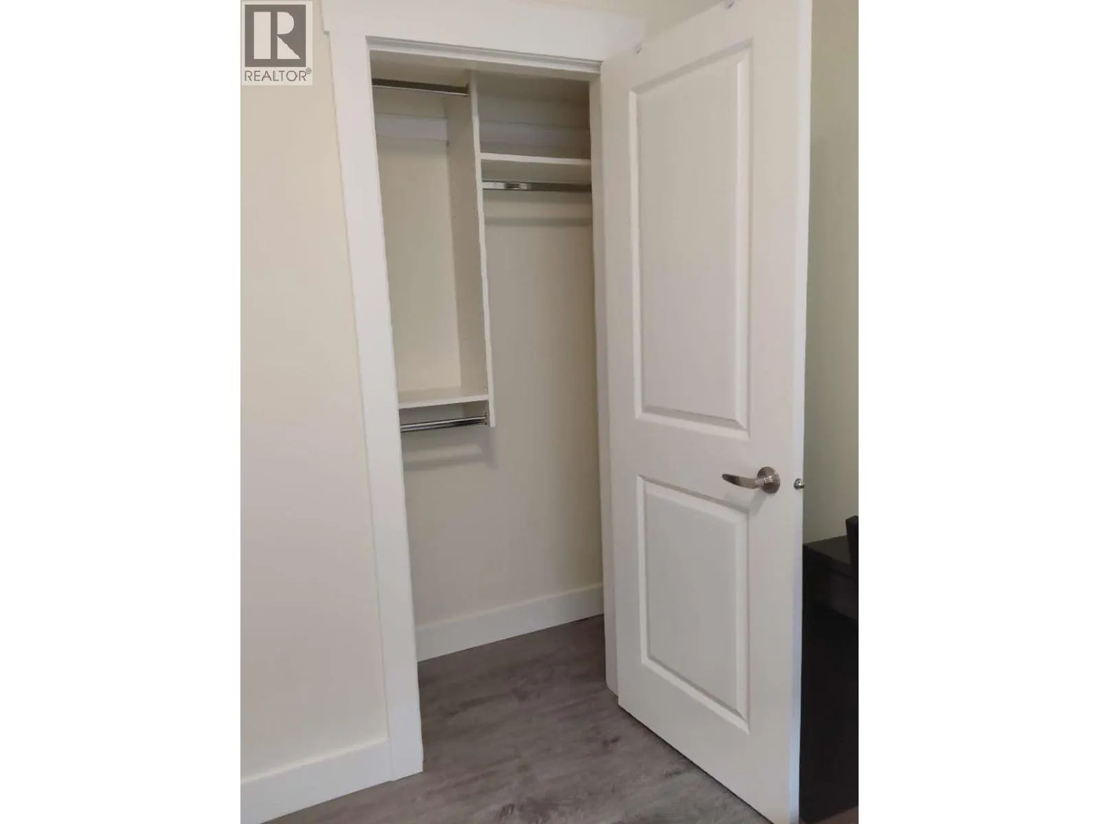 2 Bed Suite 4XXX HUXLEY AVENUE