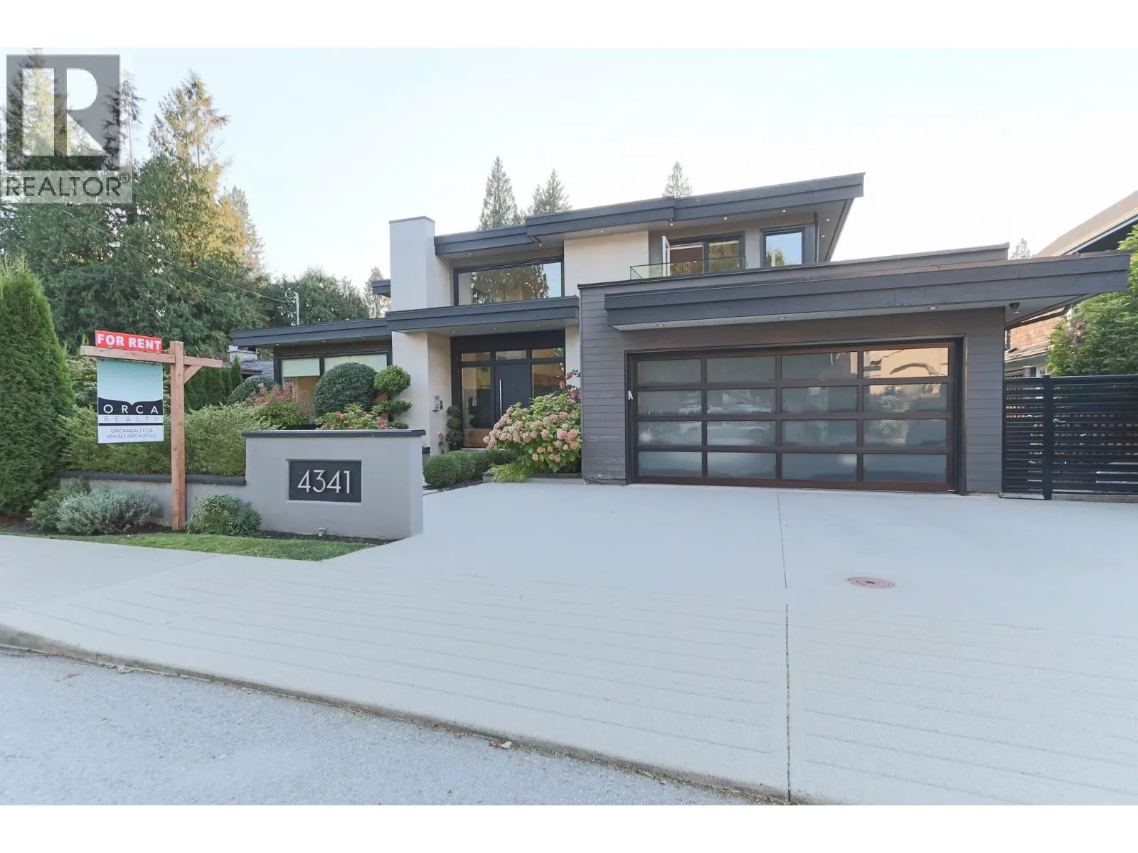 4341 CAROLYN DRIVE