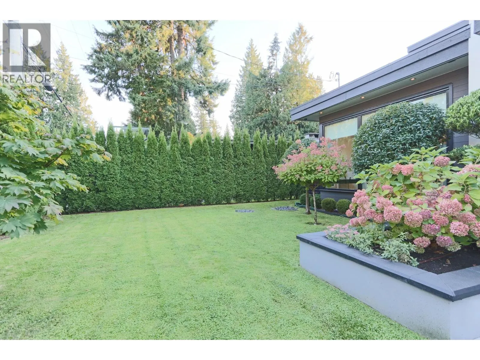 4341 CAROLYN DRIVE