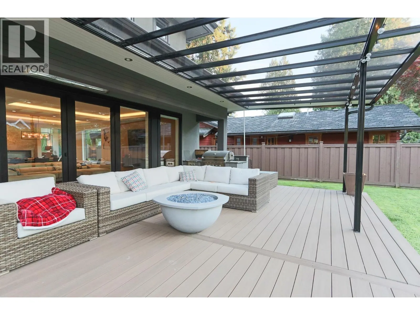 4341 CAROLYN DRIVE