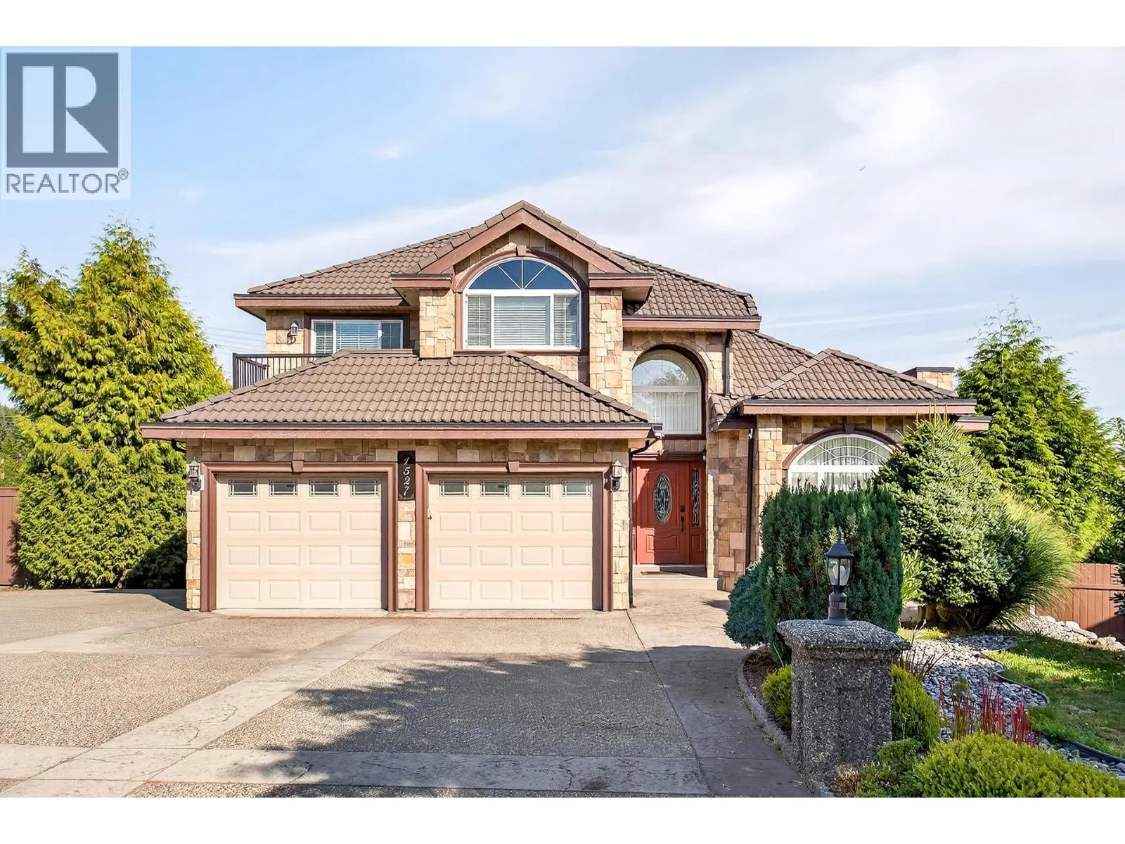 1527 GREENSTONE COURT