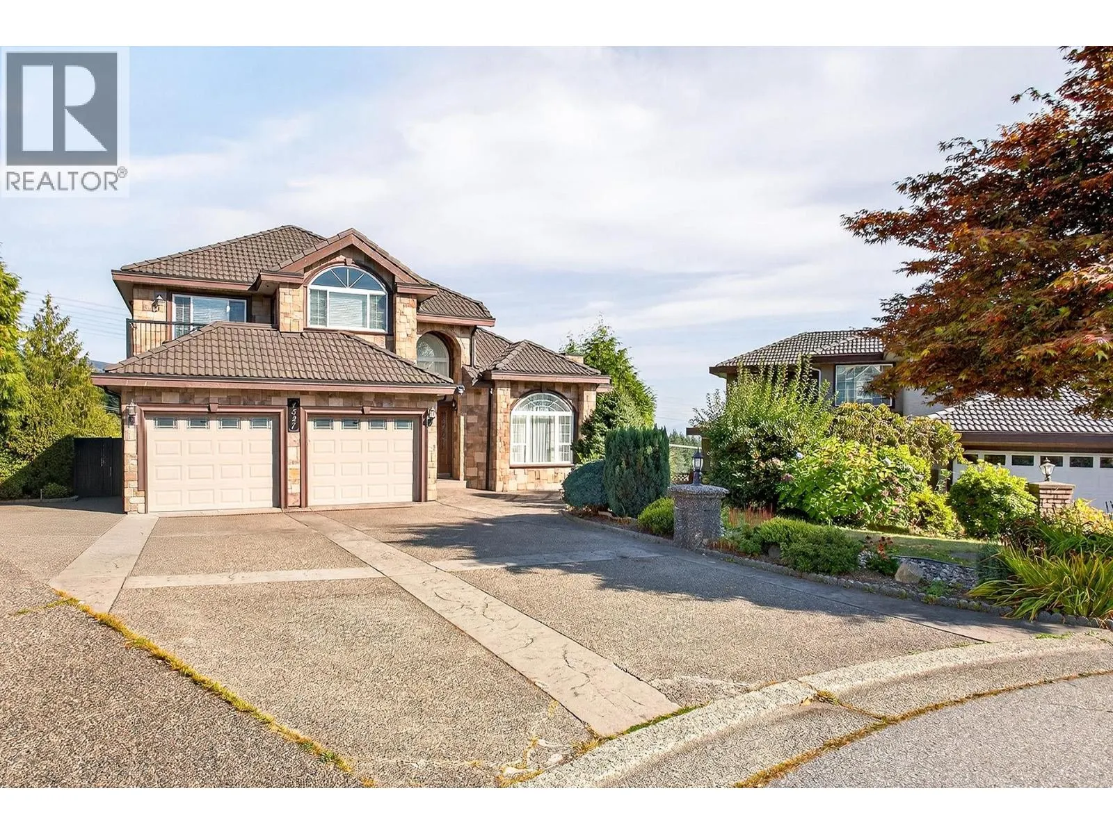1527 GREENSTONE COURT