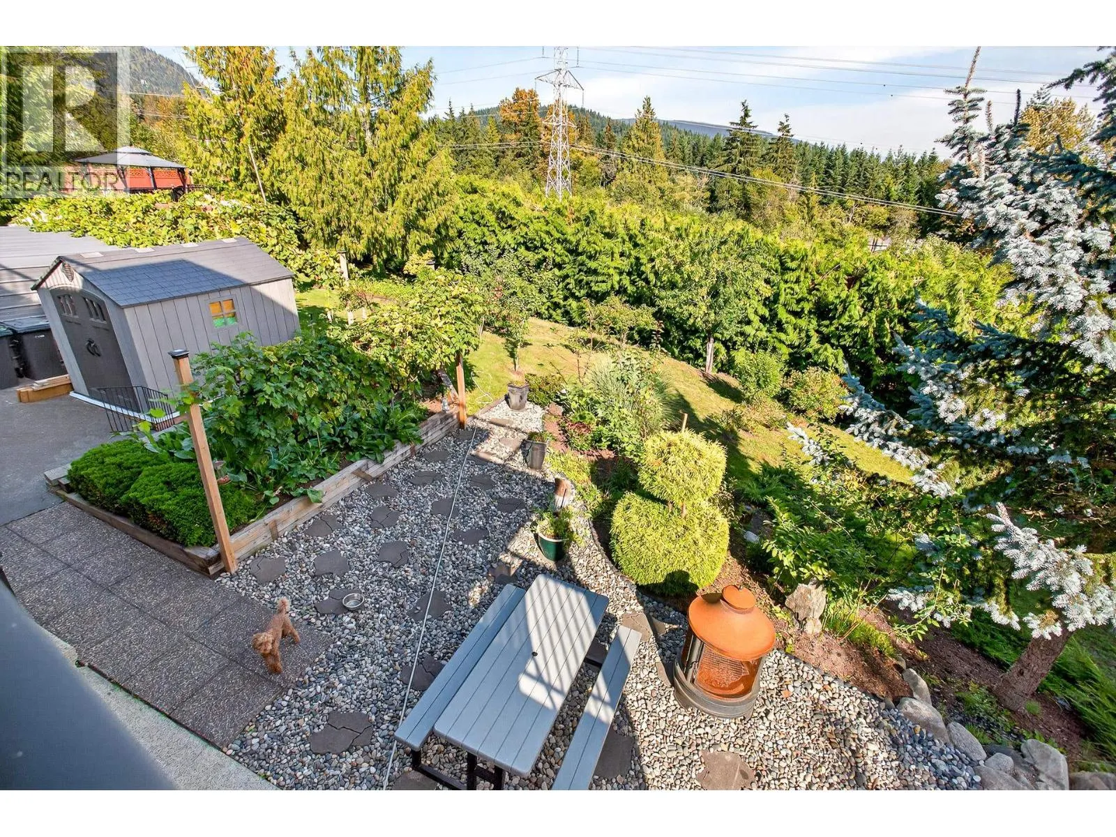1527 GREENSTONE COURT