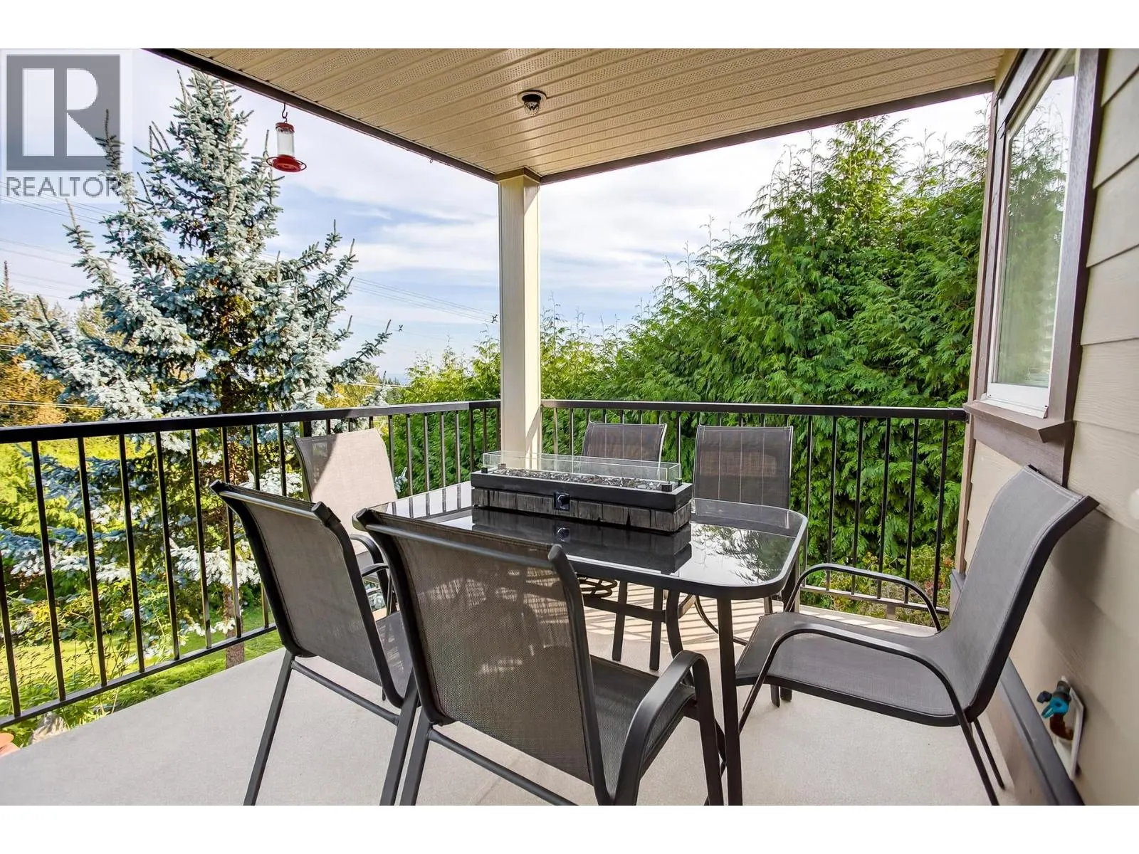 1527 GREENSTONE COURT