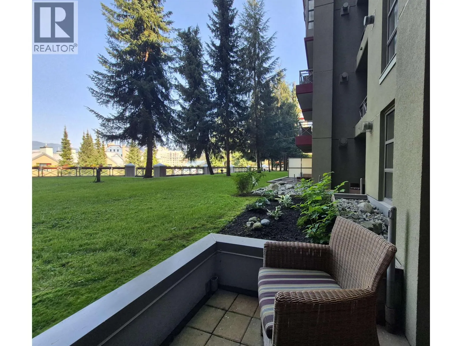 376 4090 WHISTLER WAY