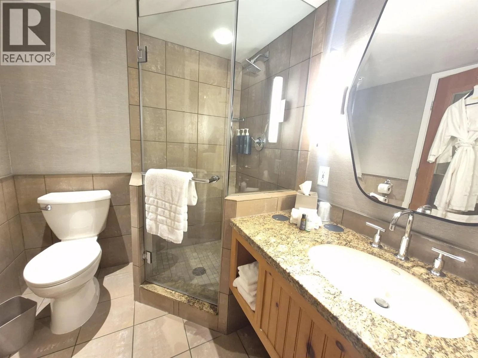 376 4090 WHISTLER WAY