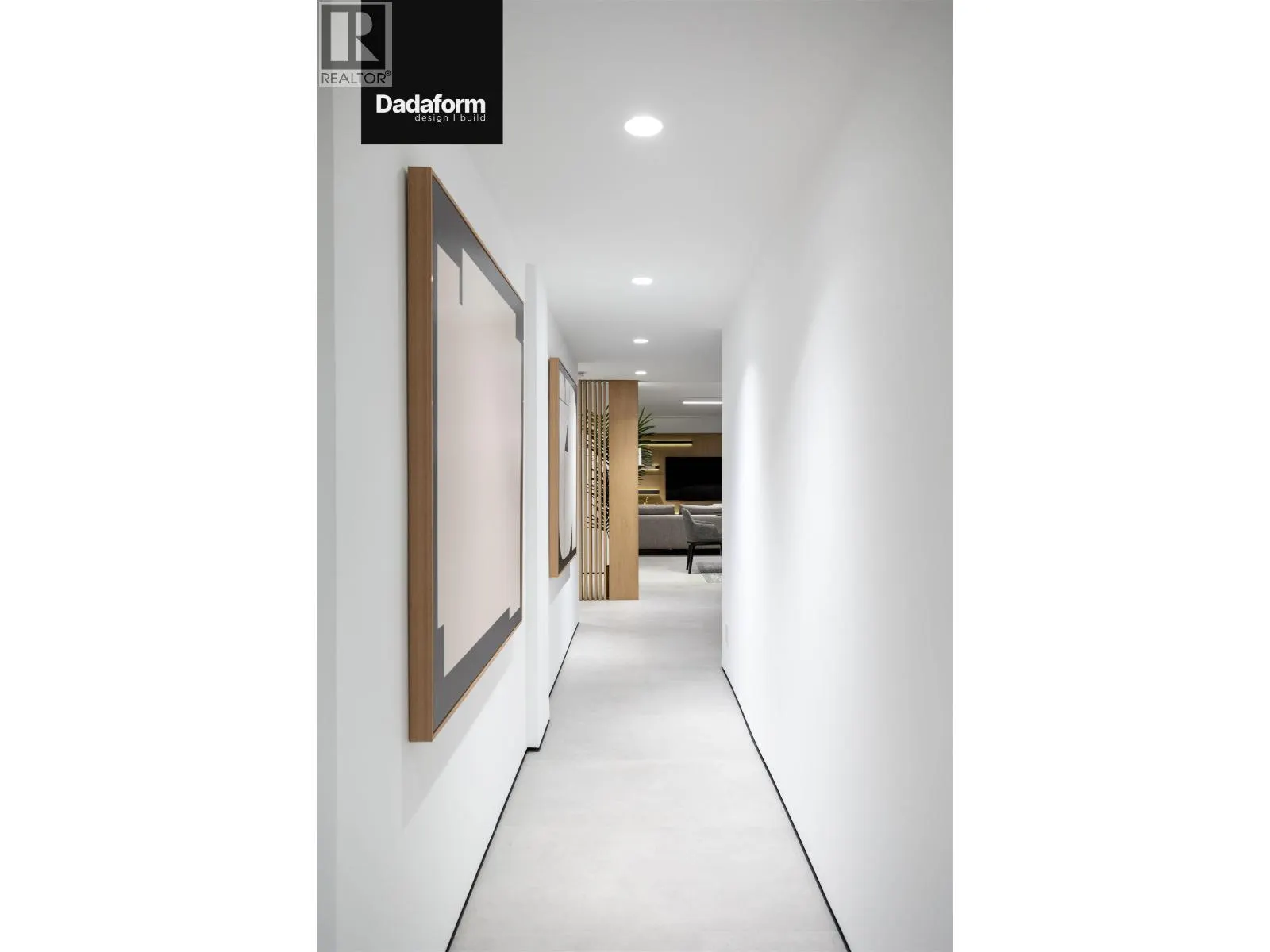 02 738 BROUGHTON STREET
