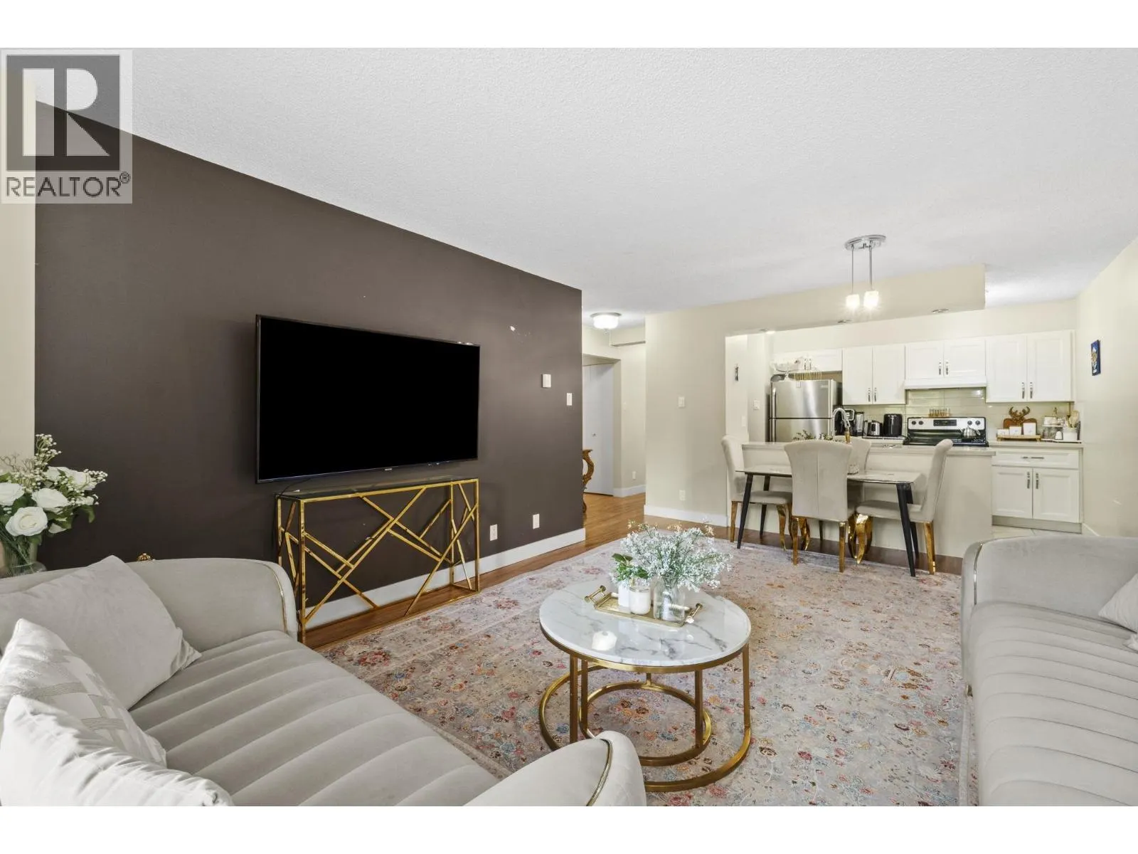 401 9521 CARDSTON COURT