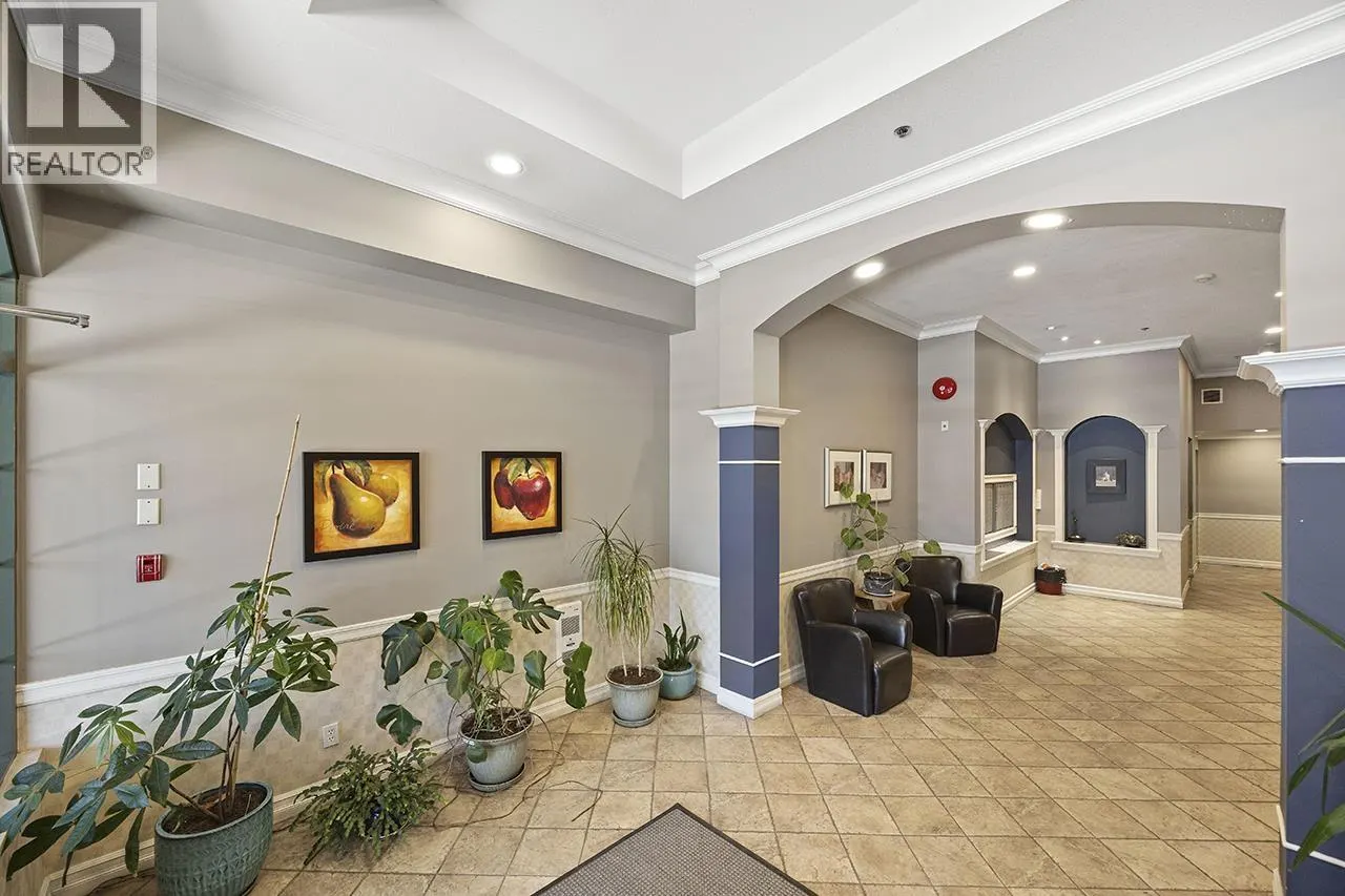 312 5723 COLLINGWOOD STREET