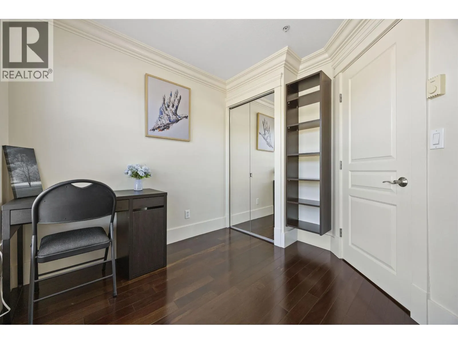 312 5723 COLLINGWOOD STREET