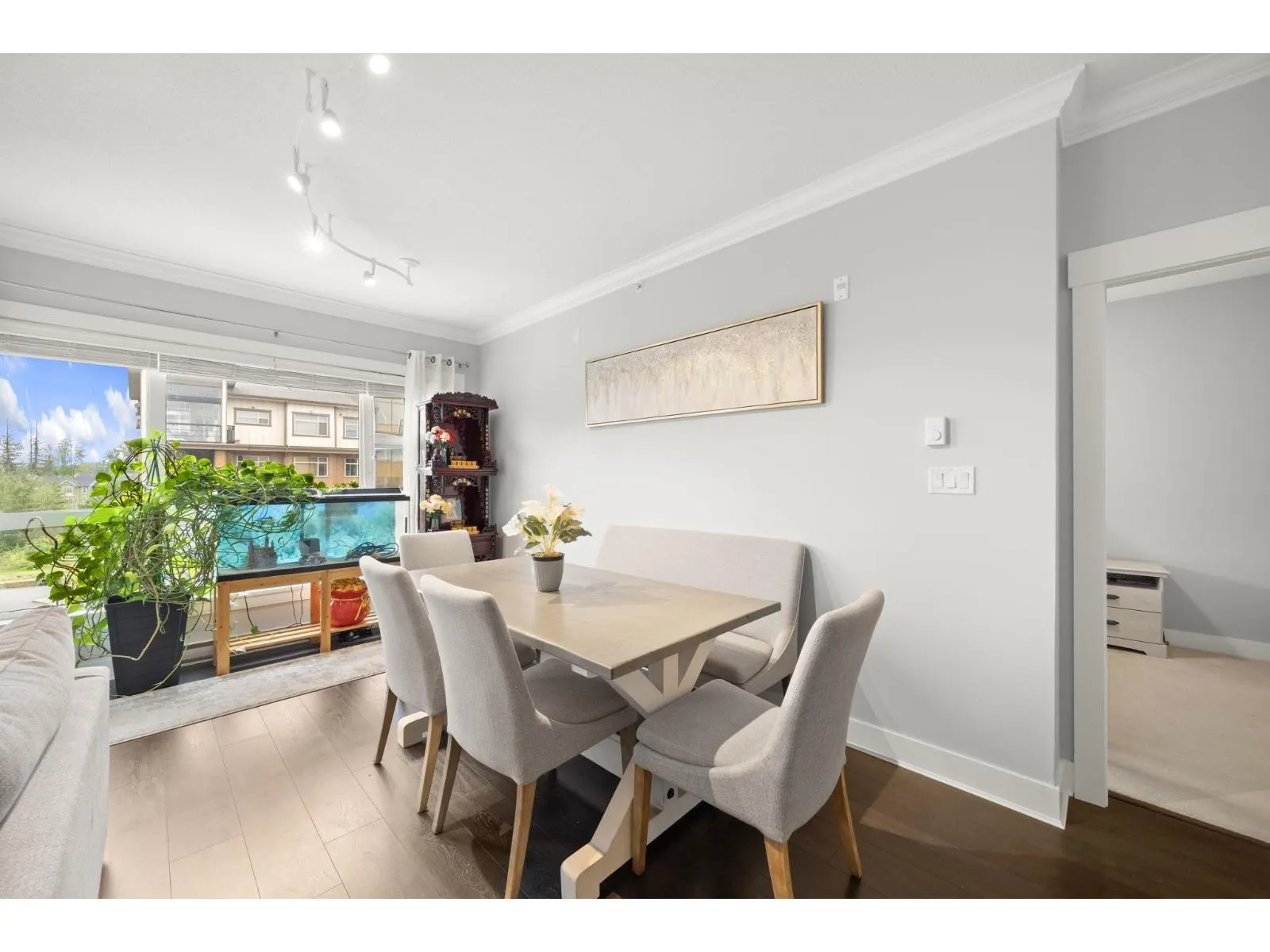 419 20728 WILLOUGHBY TOWN CENTRE DRIVE