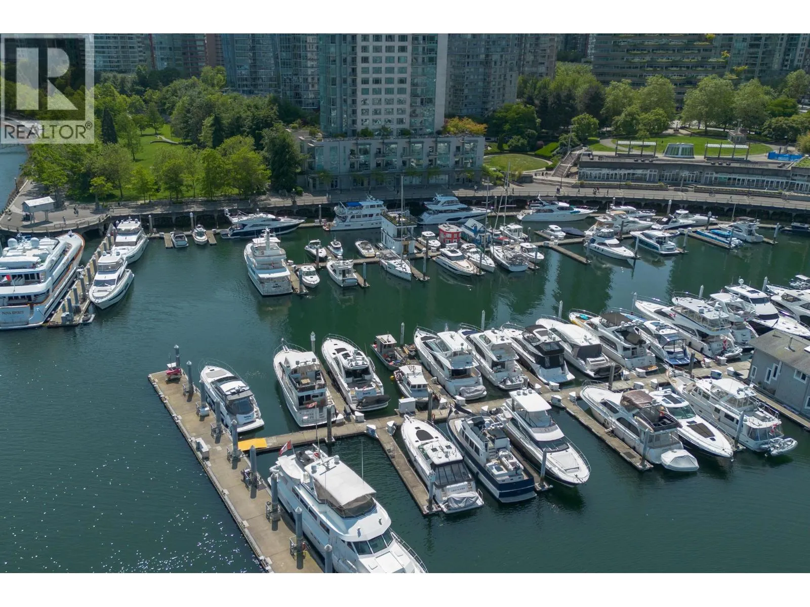 13C 1500 ALBERNI STREET