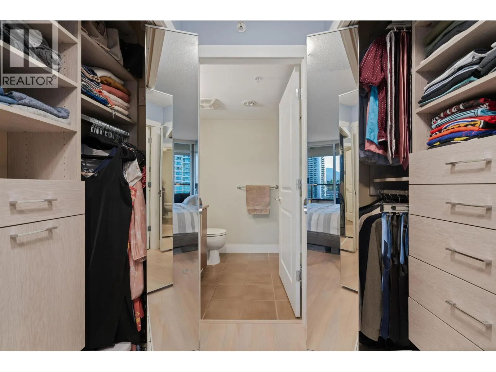 1606 2088 MADISON AVENUE