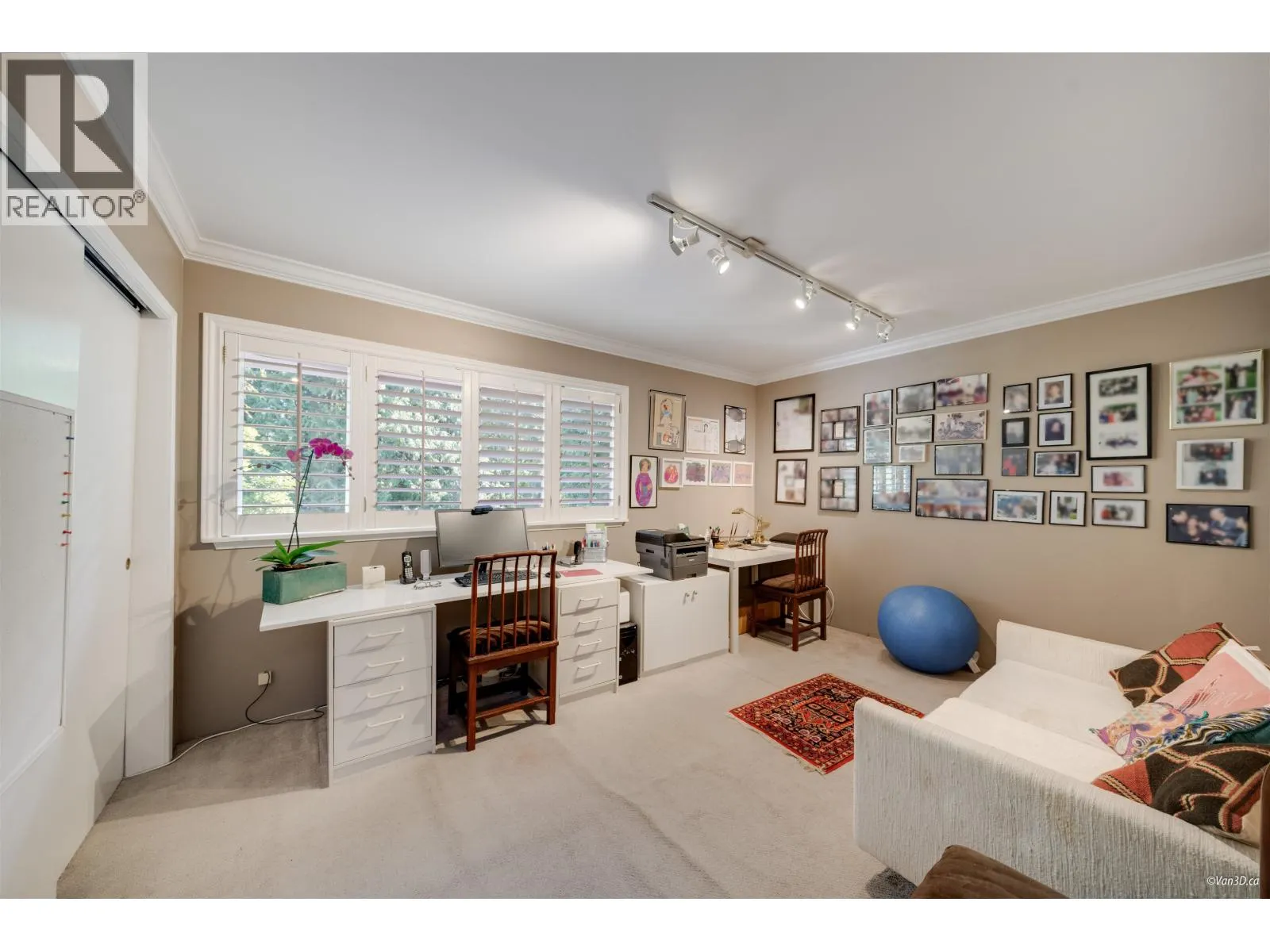 485 SOUTHBOROUGH DRIVE