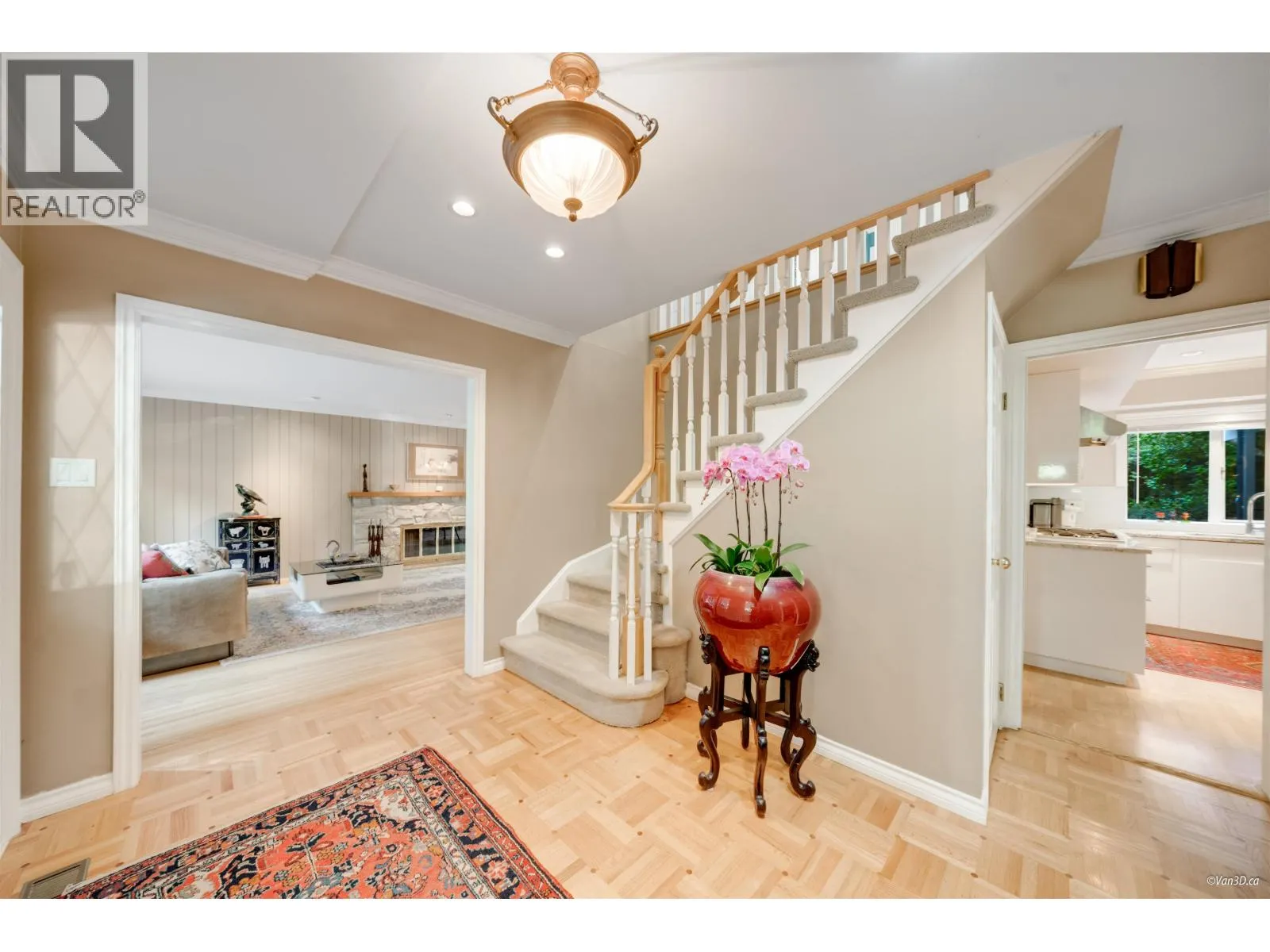 485 SOUTHBOROUGH DRIVE