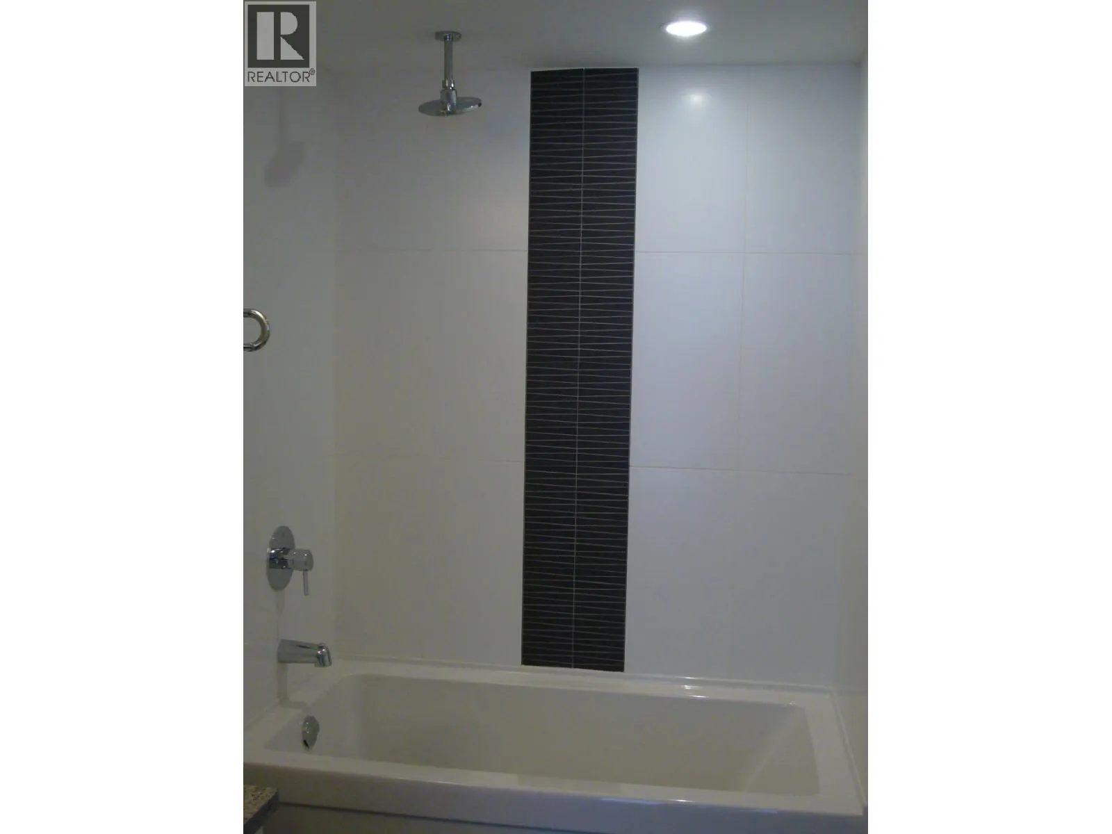 2506 2968 GLEN DRIVE