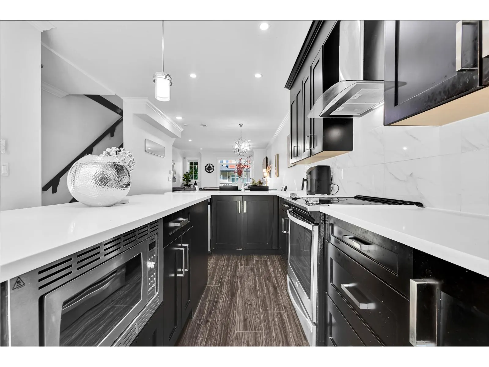 121 13898 64 AVENUE