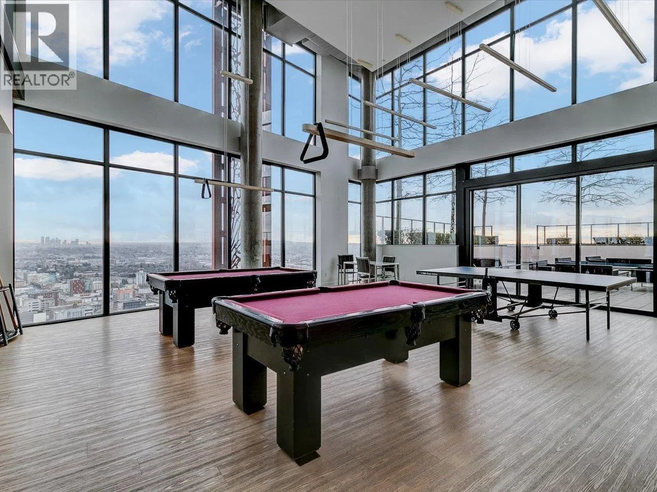 3307 128 W CORDOVA STREET