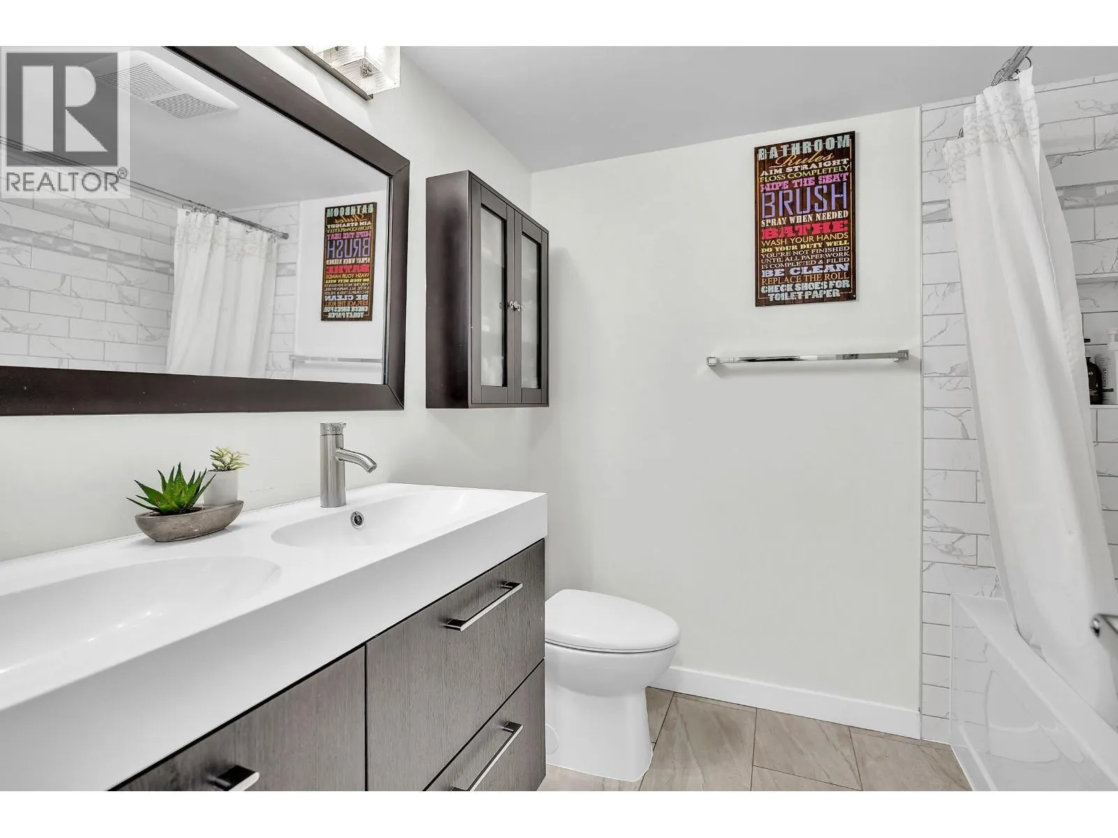 1606 9280 SALISH COURT