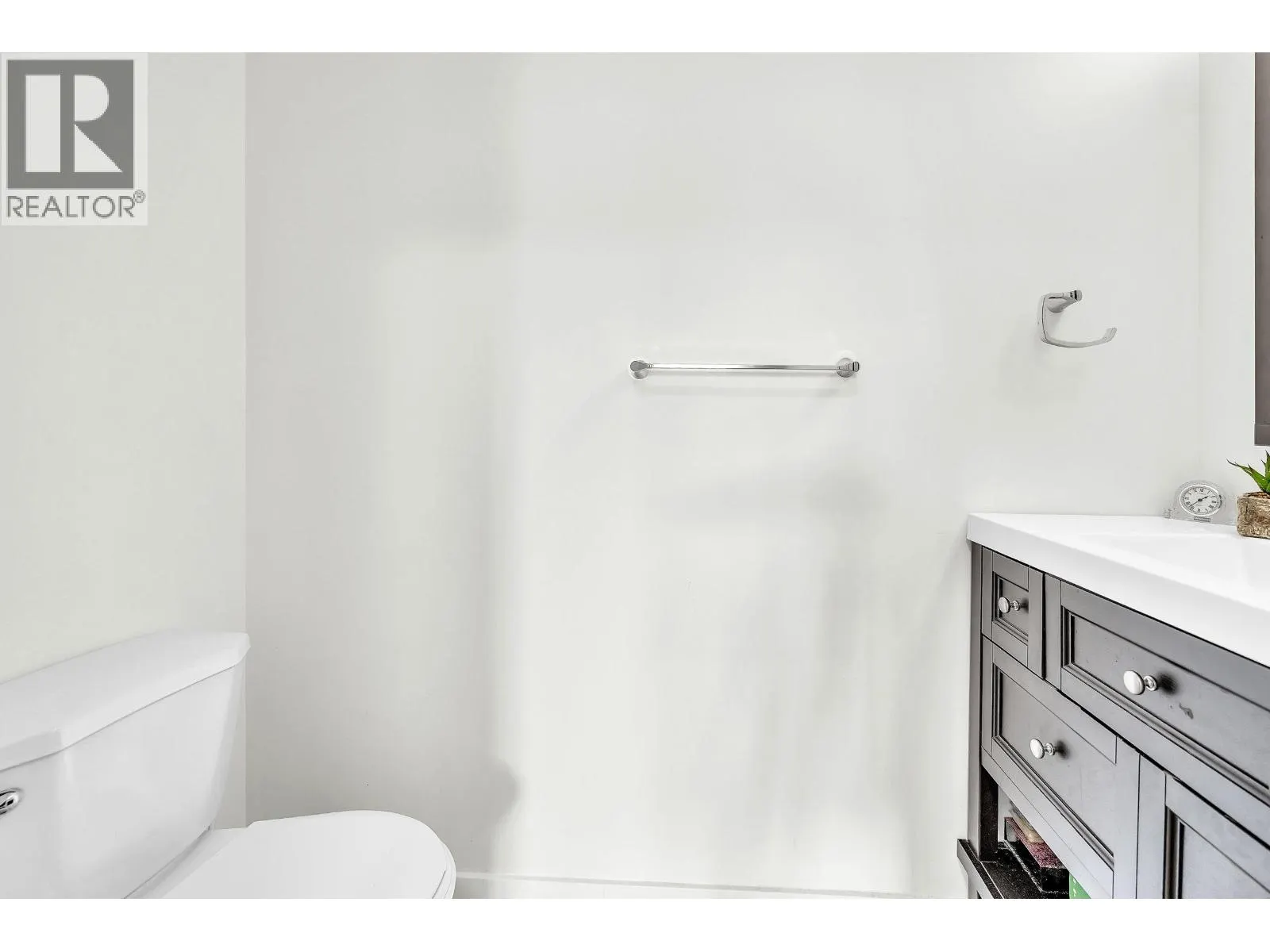 1606 9280 SALISH COURT