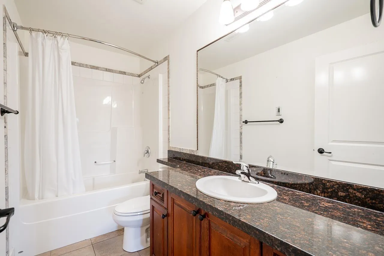 209 46021 SECOND AVENUE|Chilliwack Downtown