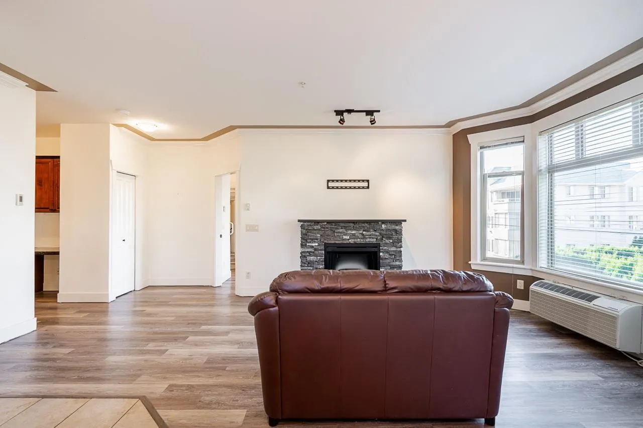 209 46021 SECOND AVENUE|Chilliwack Downtown