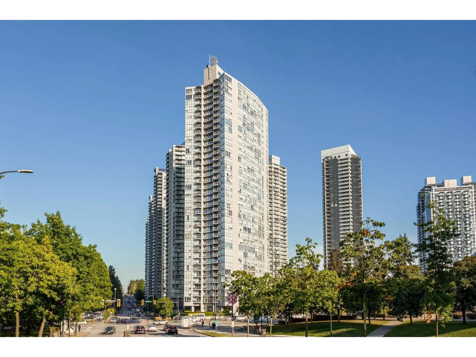 3001 13618 100 AVENUE