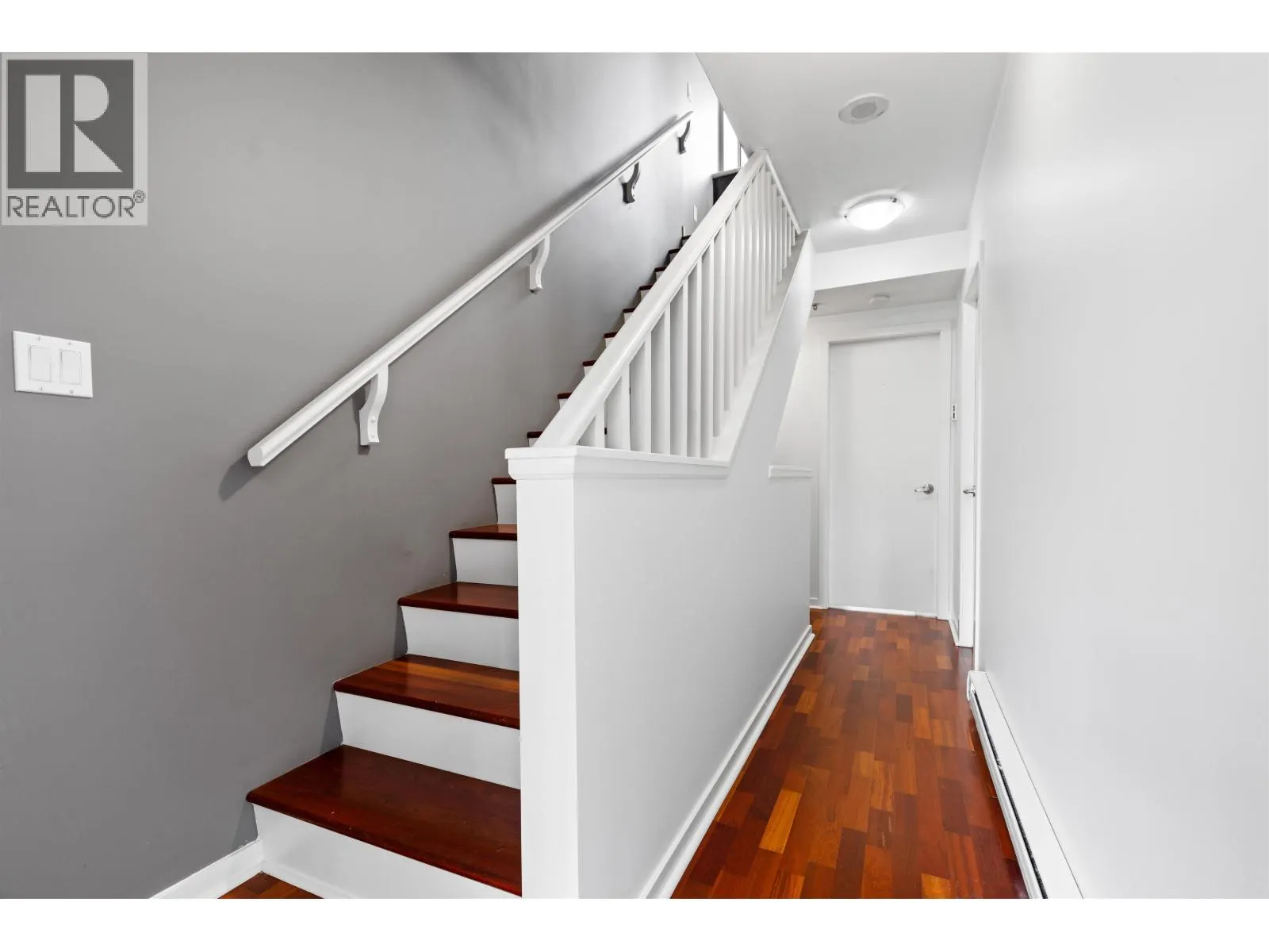 975 BEATTY STREET