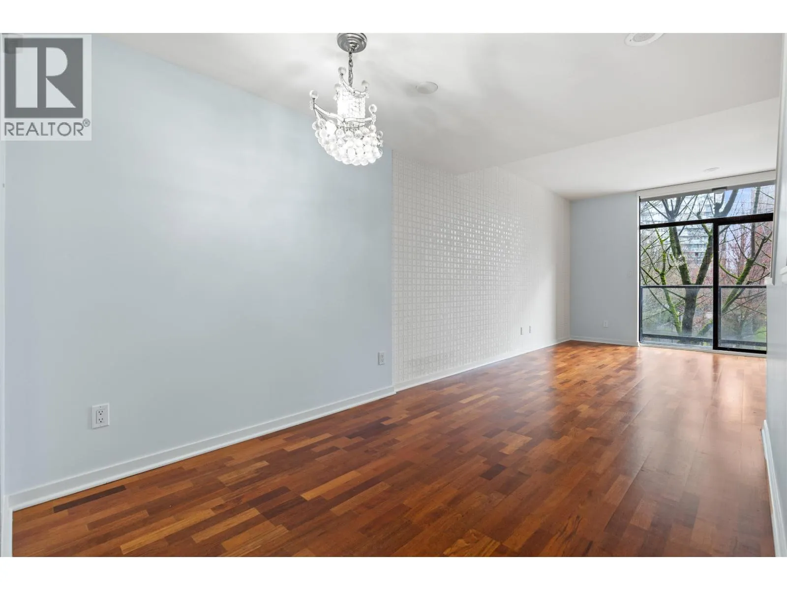 975 BEATTY STREET
