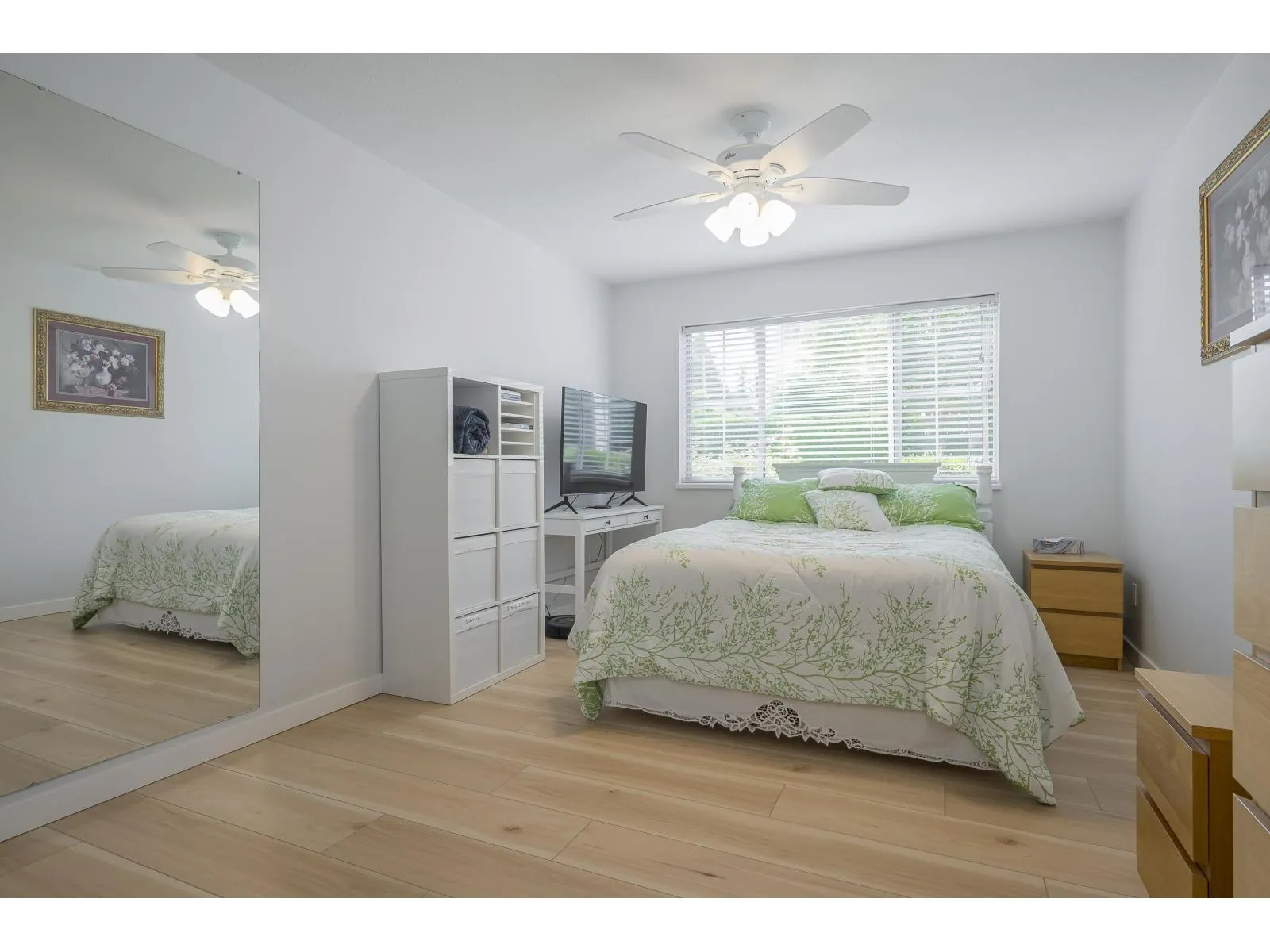 106 2491 GLADWIN ROAD