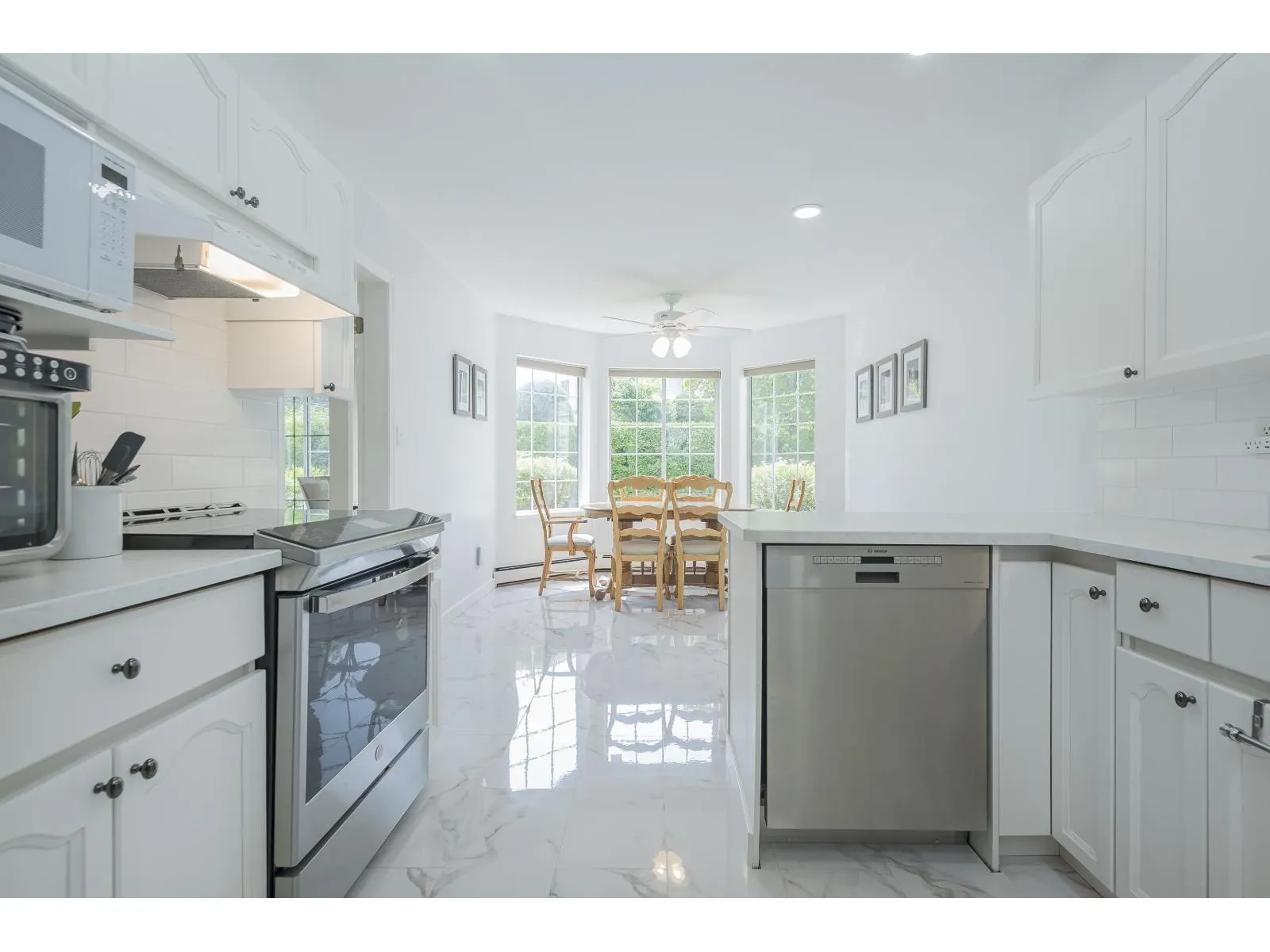 106 2491 GLADWIN ROAD