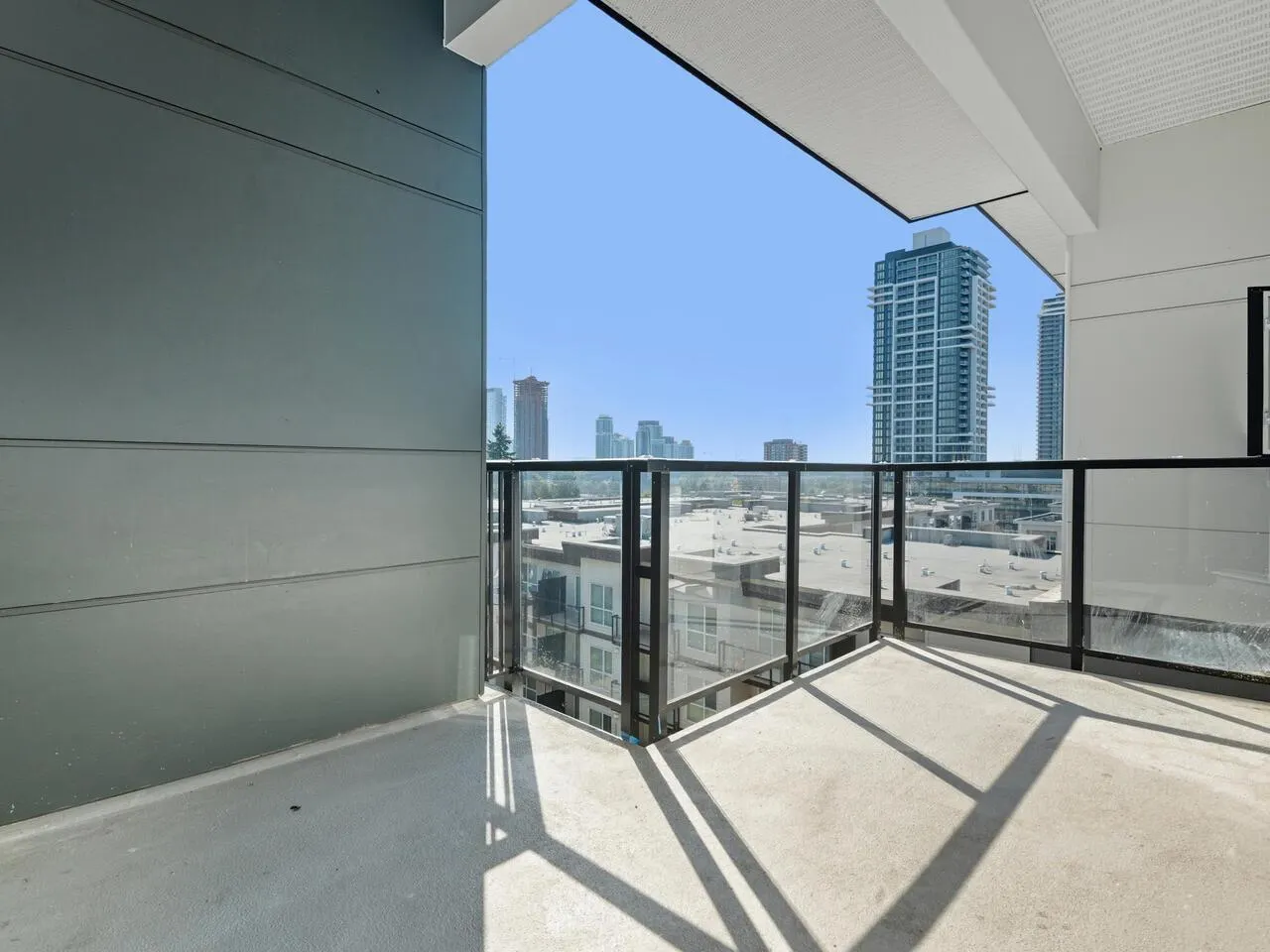 617 10777 138 STREET