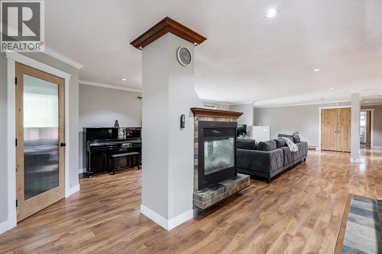 23801 122 AVENUE