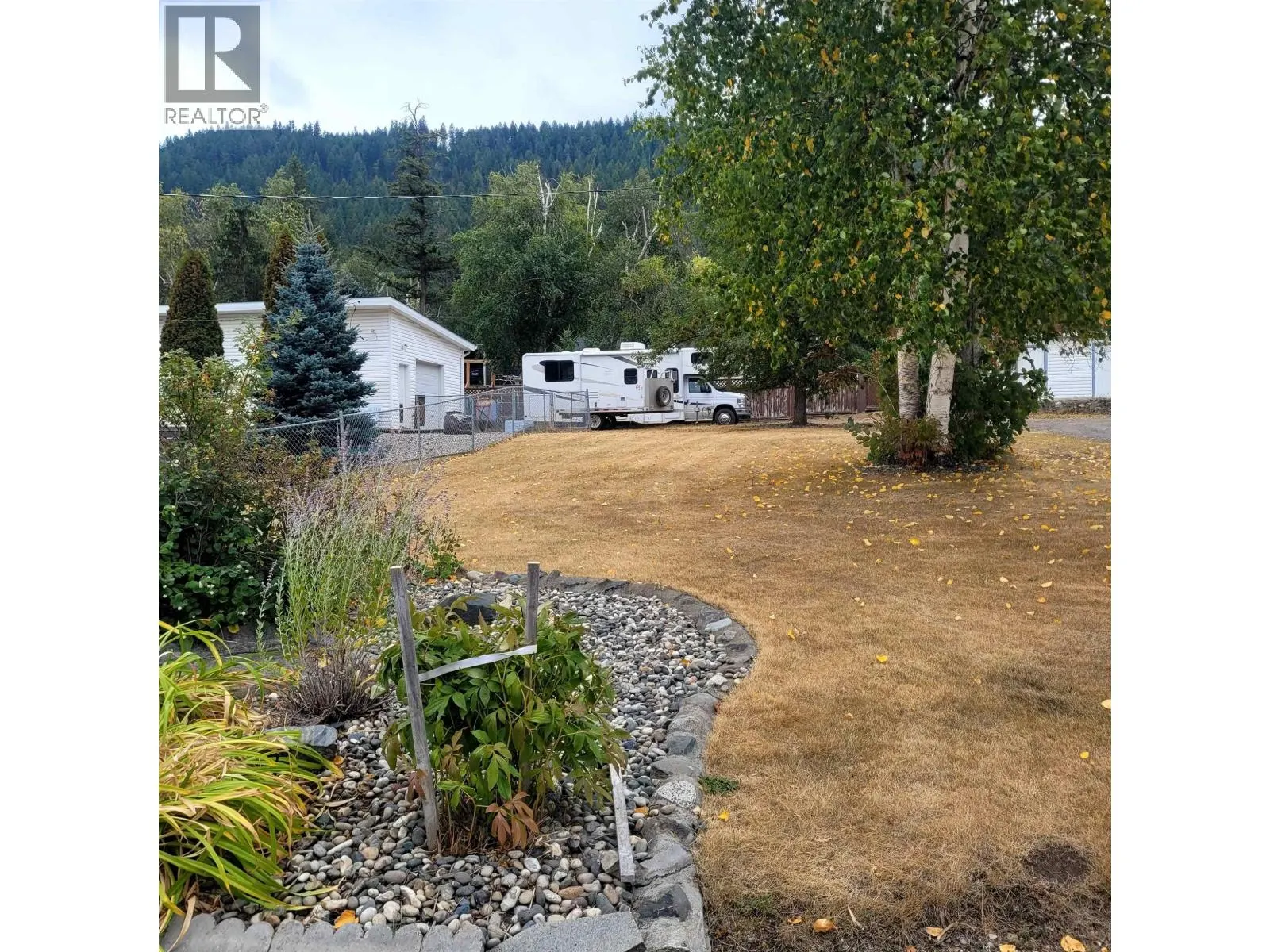 1651 SOUTH LAKESIDE DRIVE