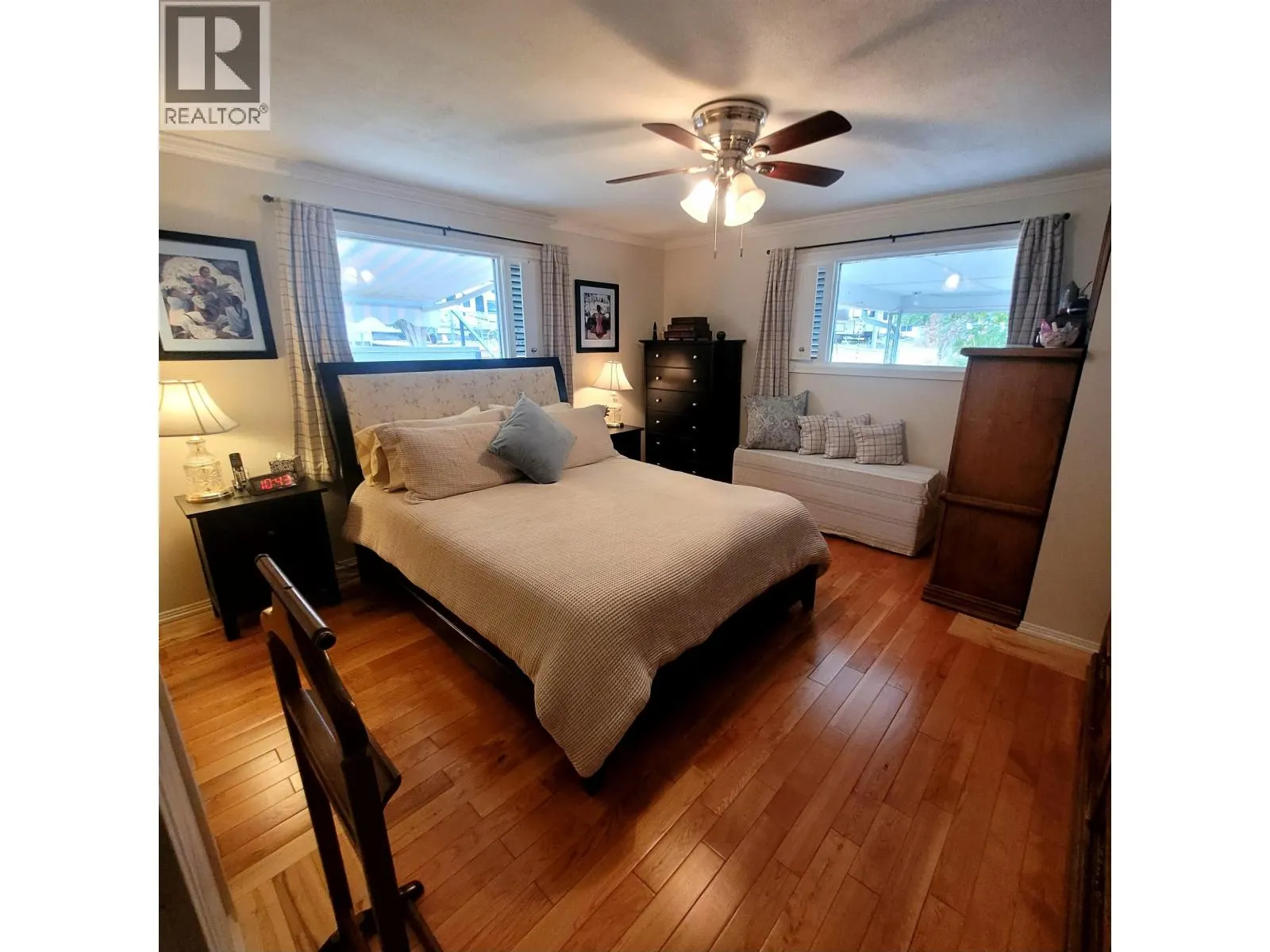 1651 SOUTH LAKESIDE DRIVE