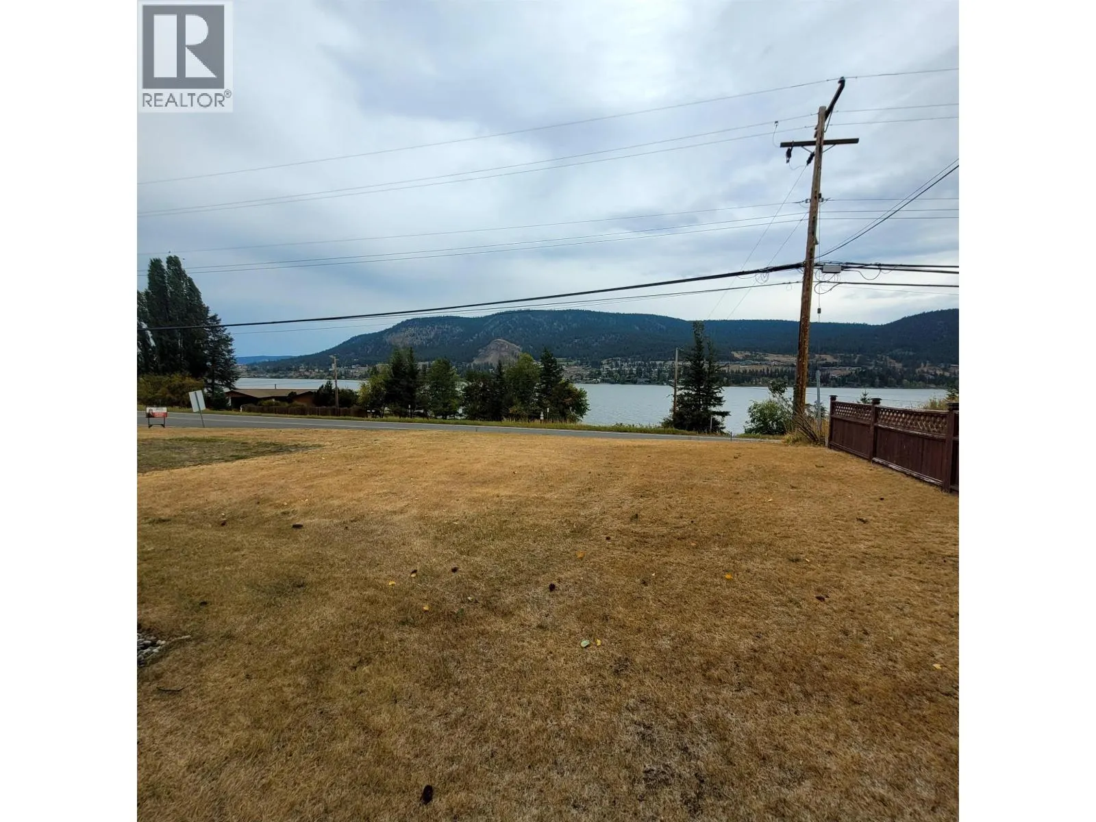 1651 SOUTH LAKESIDE DRIVE
