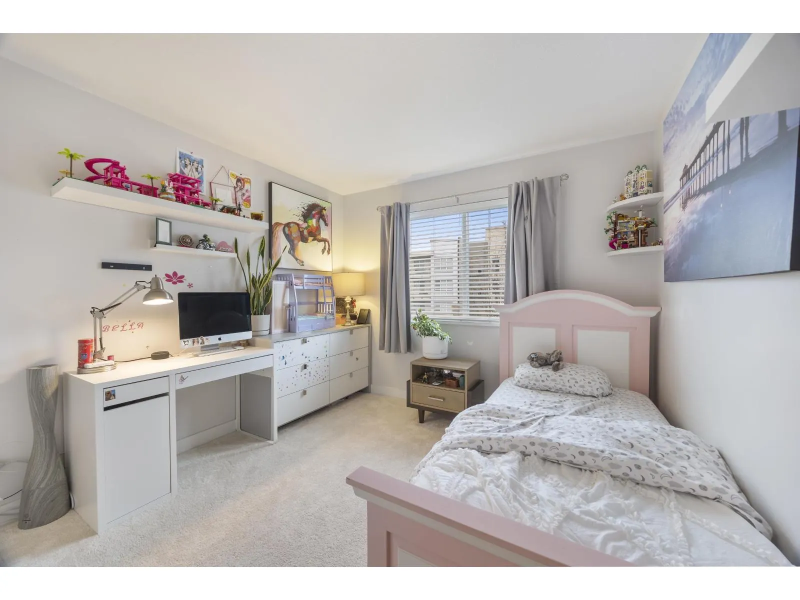 201 15745 CROYDON DRIVE