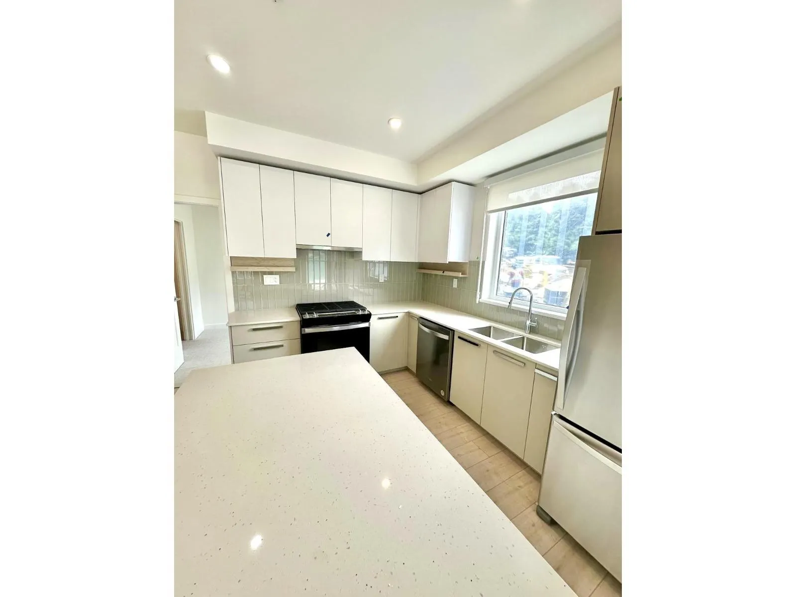 105 13788 76 AVENUE