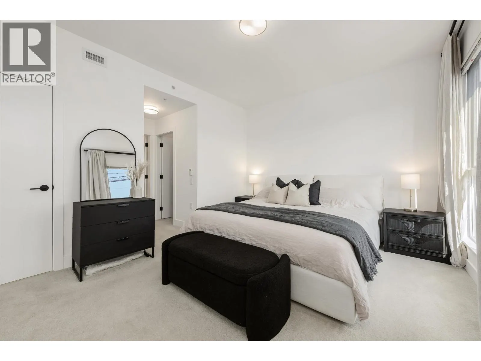 3 9278 SLOPES MEWS
