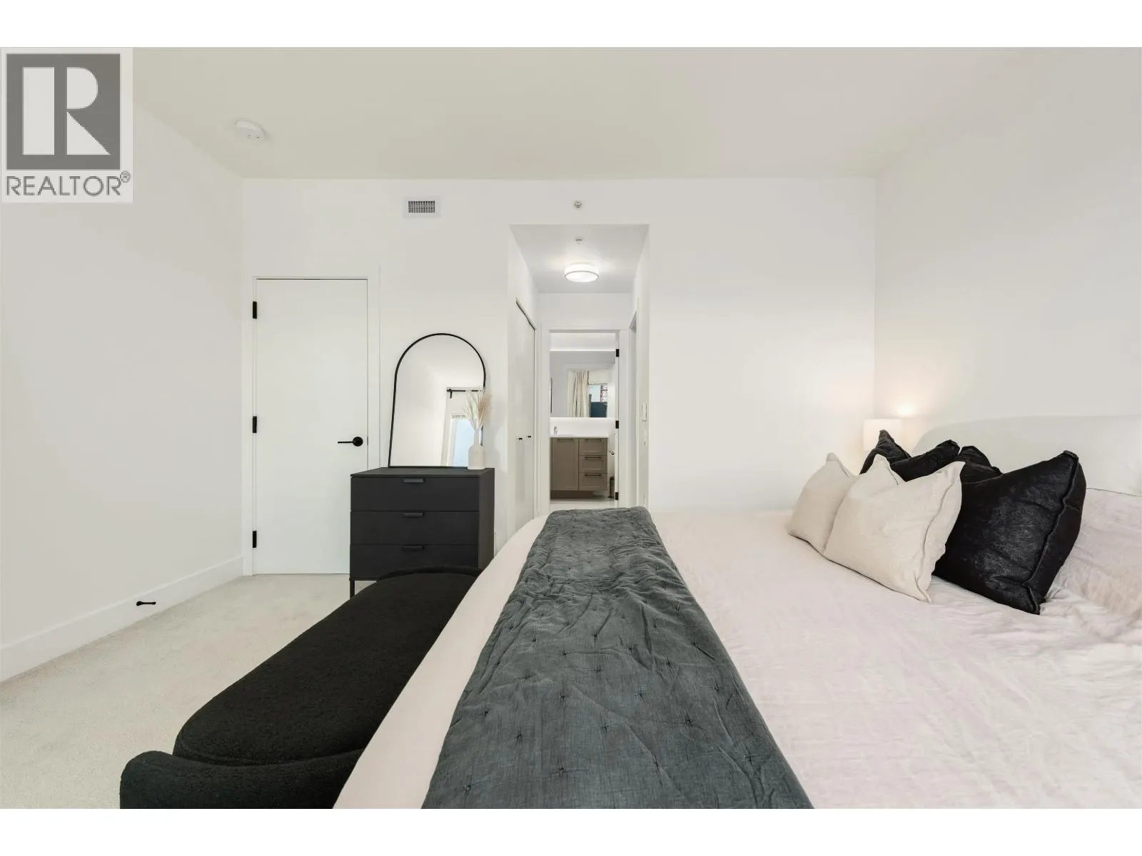 3 9278 SLOPES MEWS
