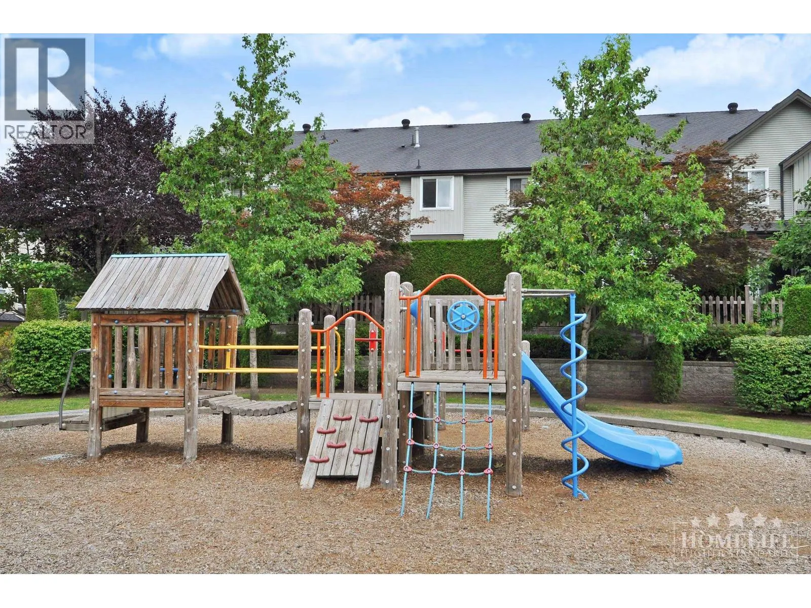 64 1055 RIVERWOOD GATE