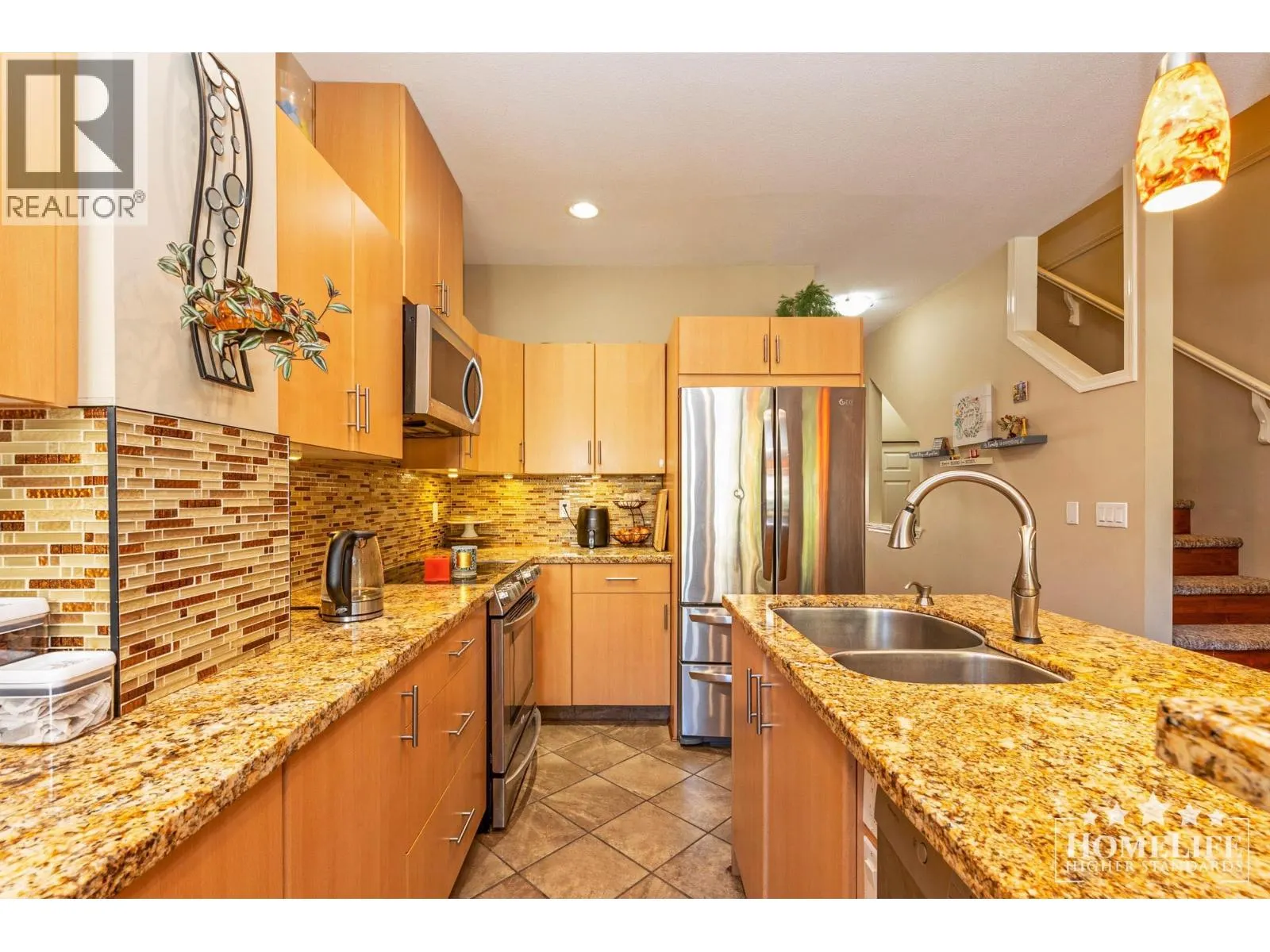 64 1055 RIVERWOOD GATE