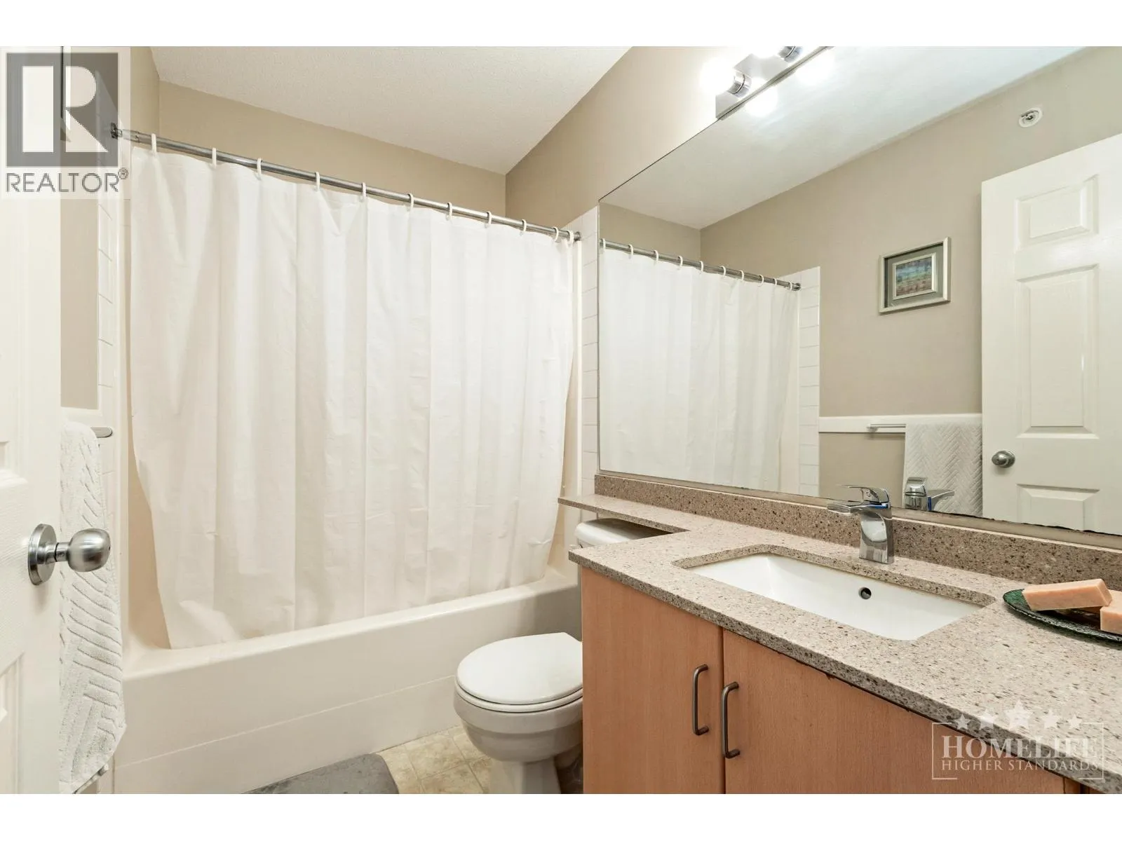 64 1055 RIVERWOOD GATE