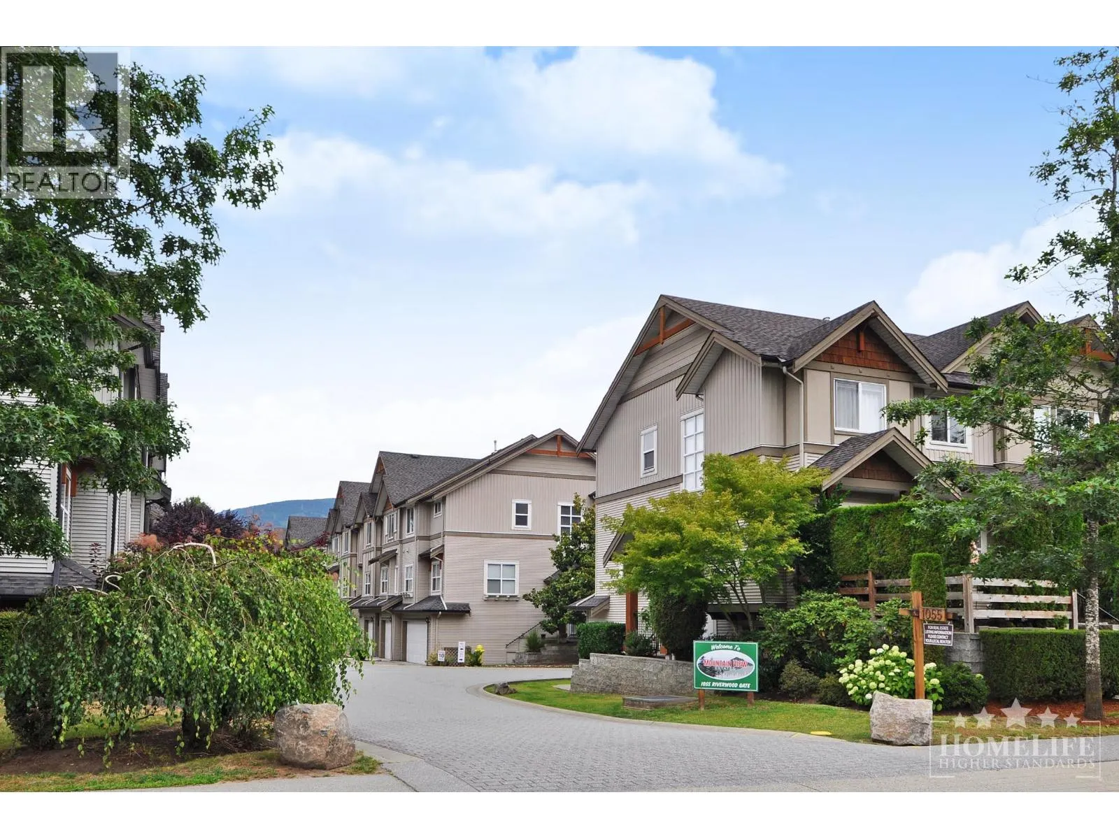 64 1055 RIVERWOOD GATE